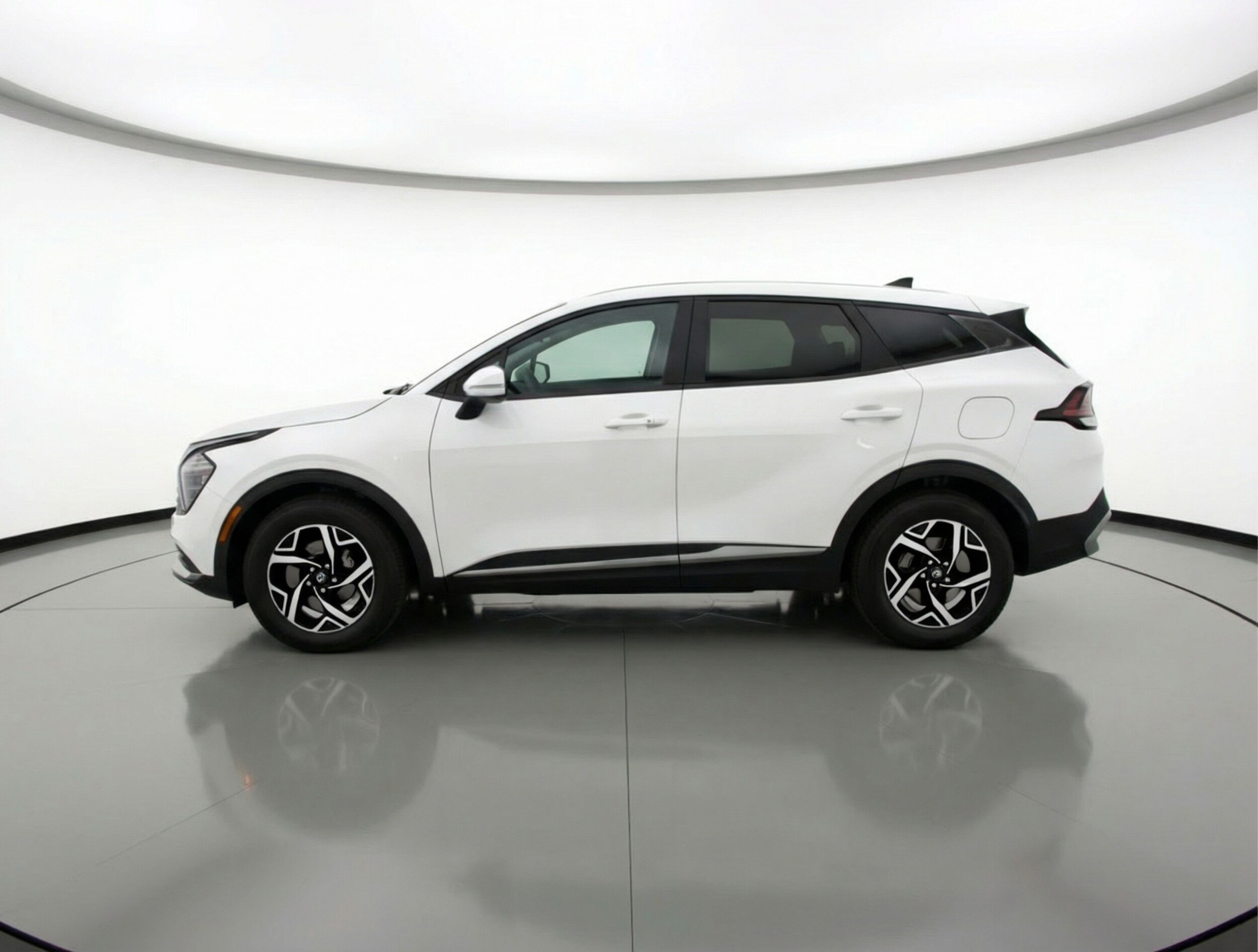 Thumbnail: 2025 Kia Sportage - 4