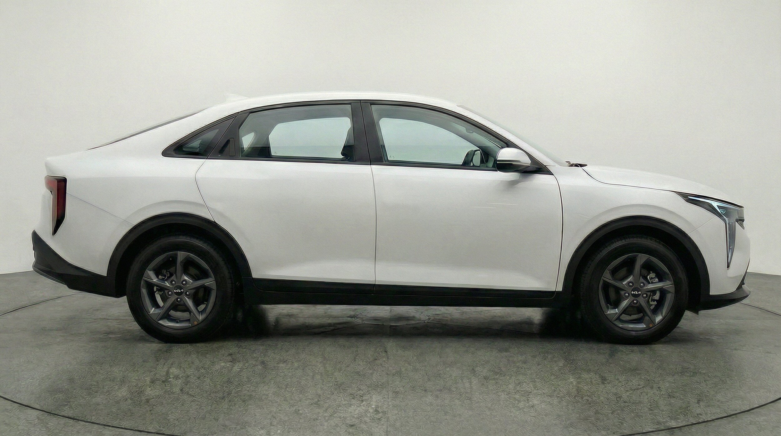 Thumbnail: 2025 Kia K4 - 10