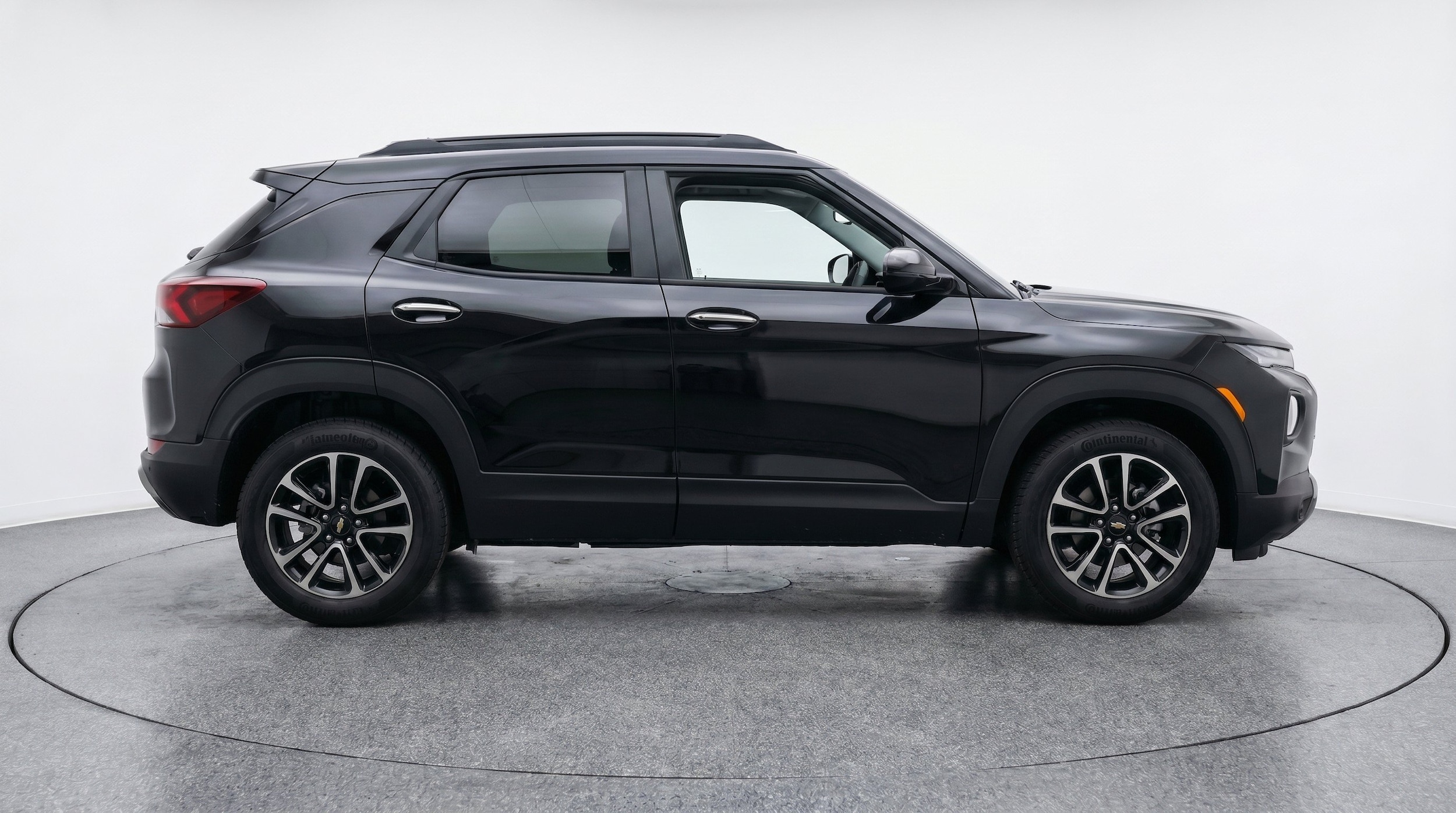 Thumbnail: 2025 Chevrolet TrailBlazer - 10
