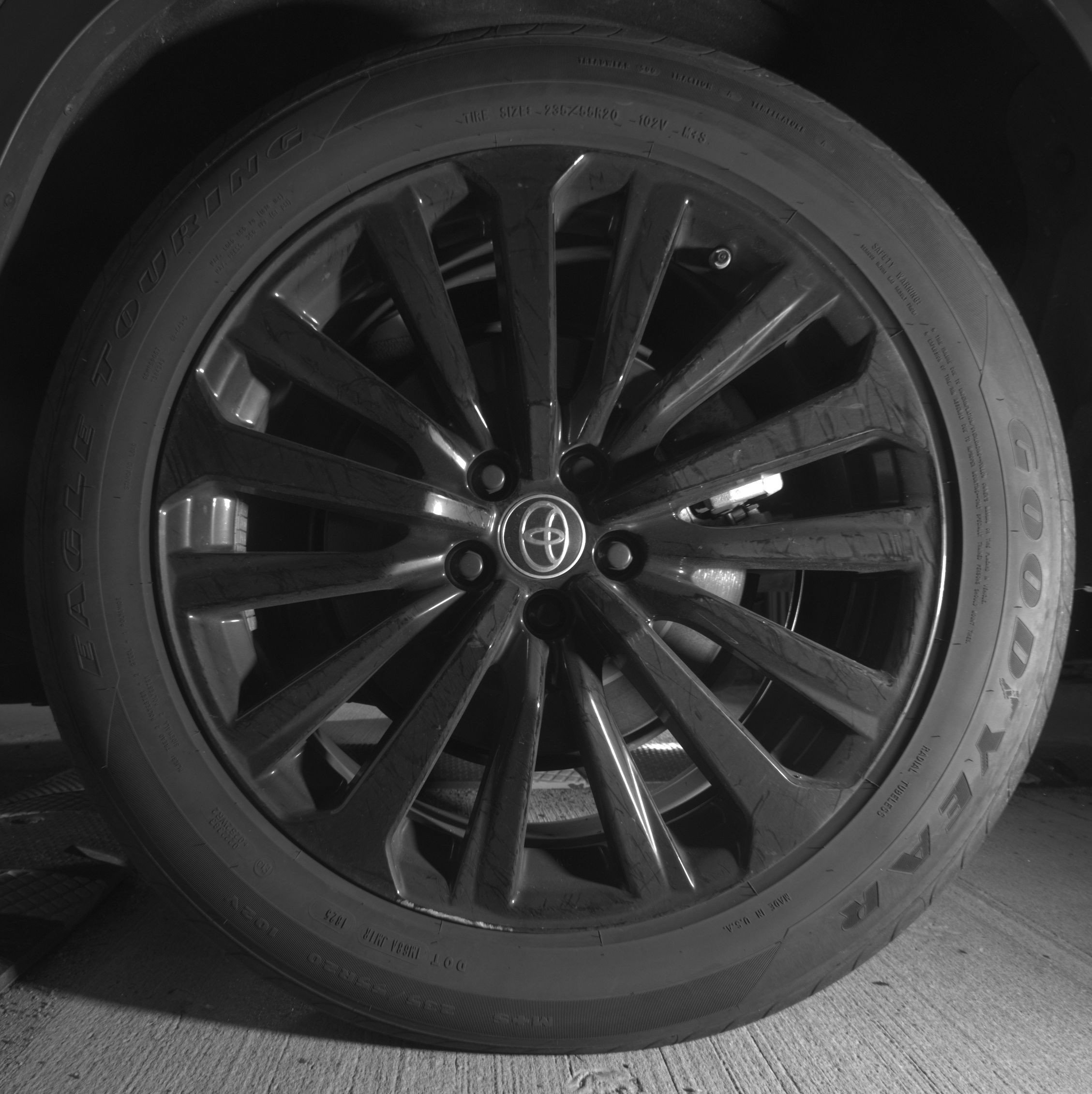 Thumbnail: 2025 Toyota Highlander - 14