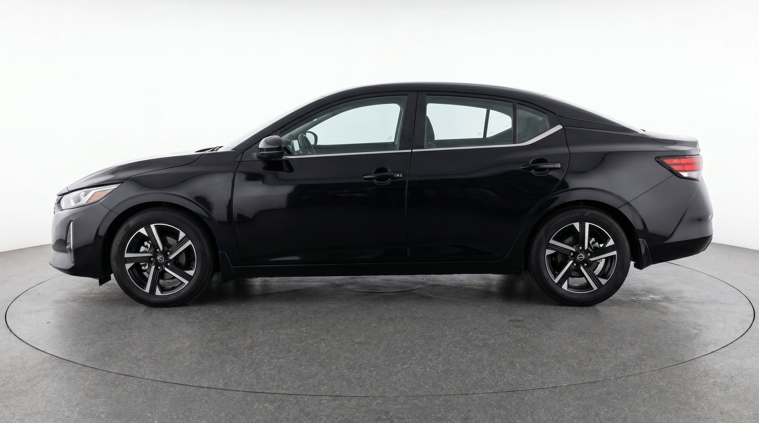 Thumbnail: 2025 Nissan Sentra - 5