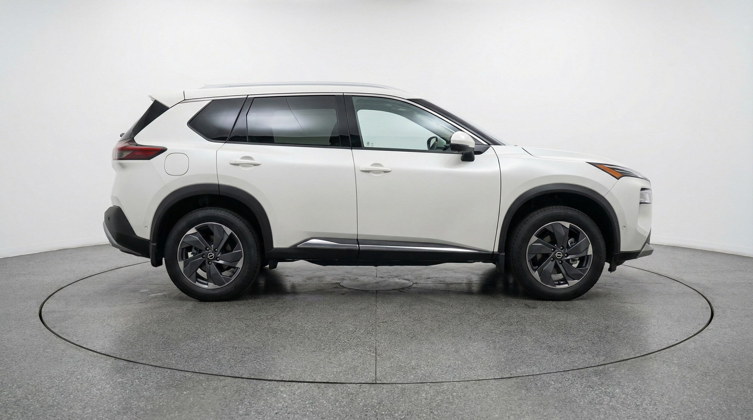 Thumbnail: 2025 Nissan Rogue - 8