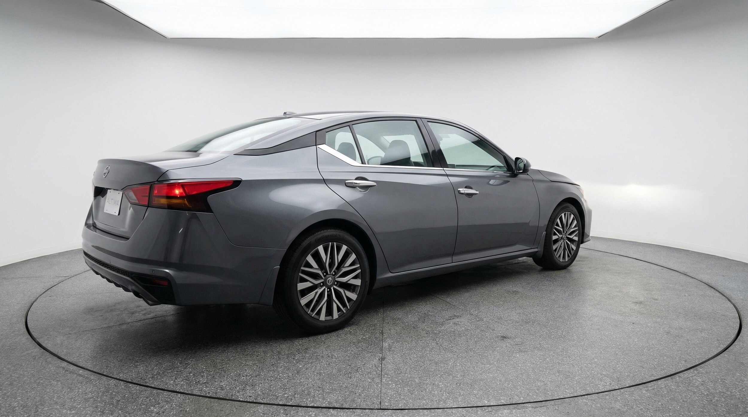 Thumbnail: 2025 Nissan Altima - 9