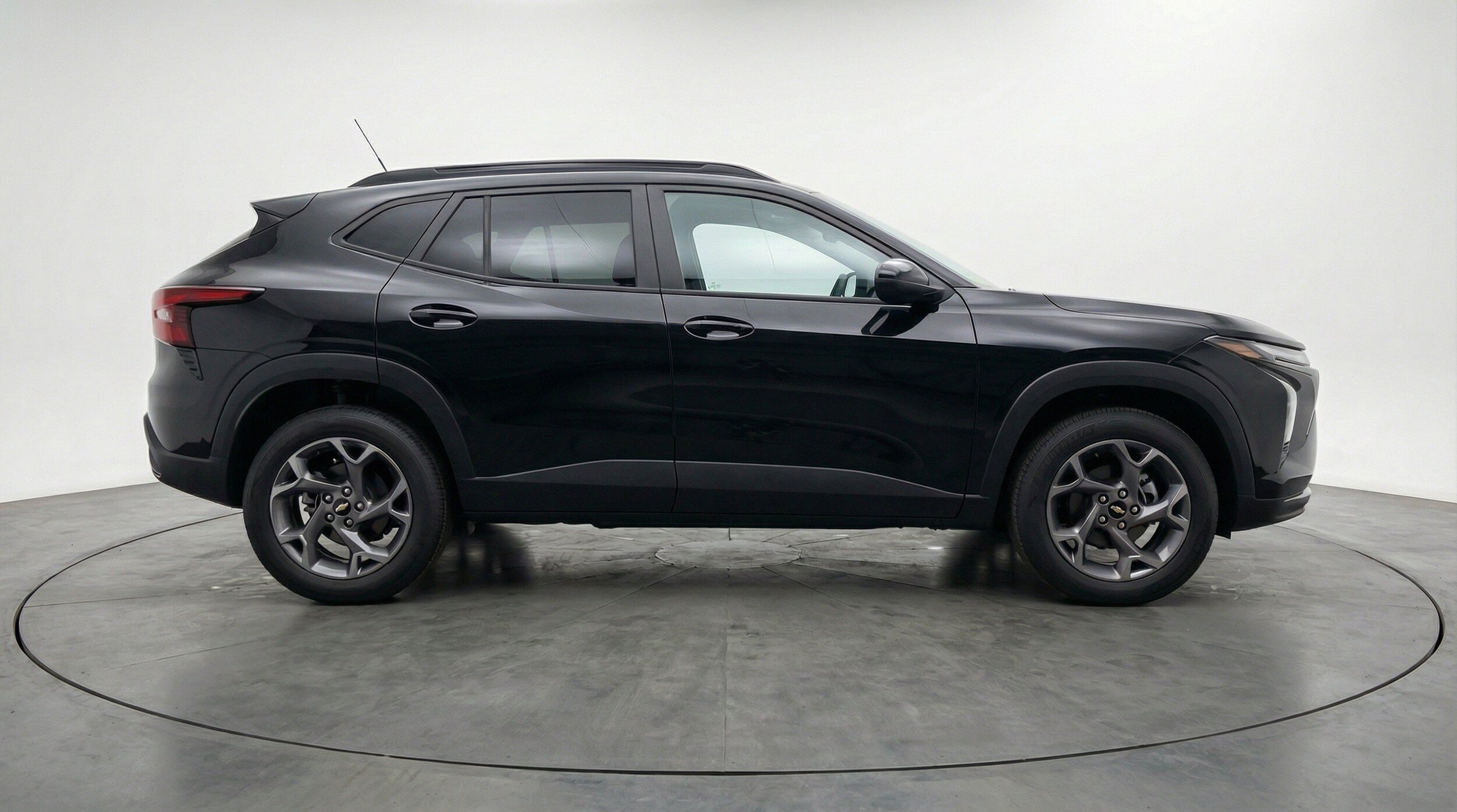 Thumbnail: 2025 Chevrolet Trax - 11