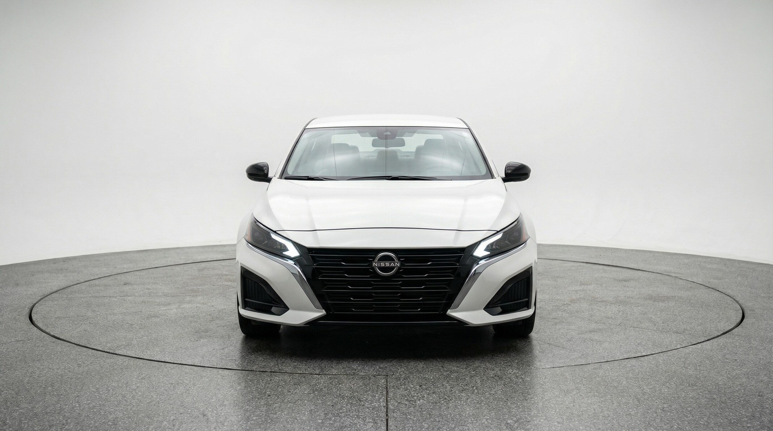 Thumbnail: 2025 Nissan Altima - 2