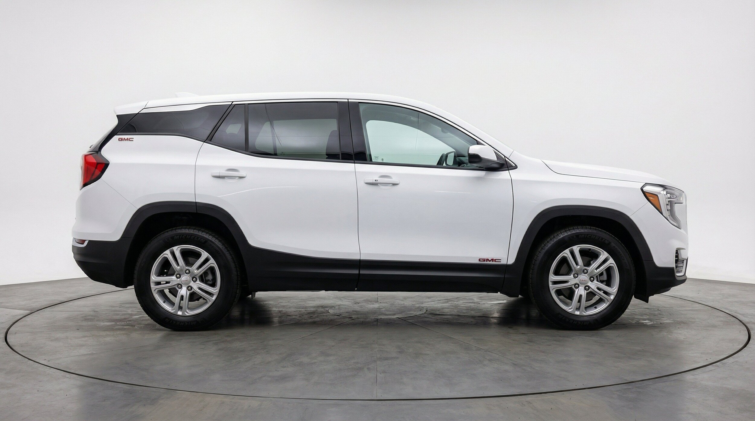 Thumbnail: 2024 GMC Terrain - 10