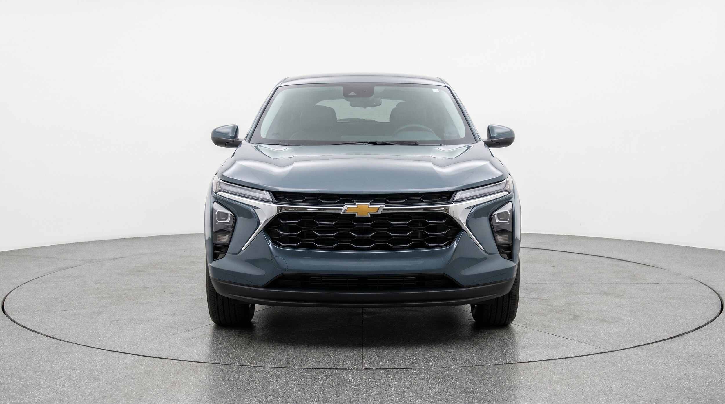 Thumbnail: 2025 Chevrolet Trax - 2