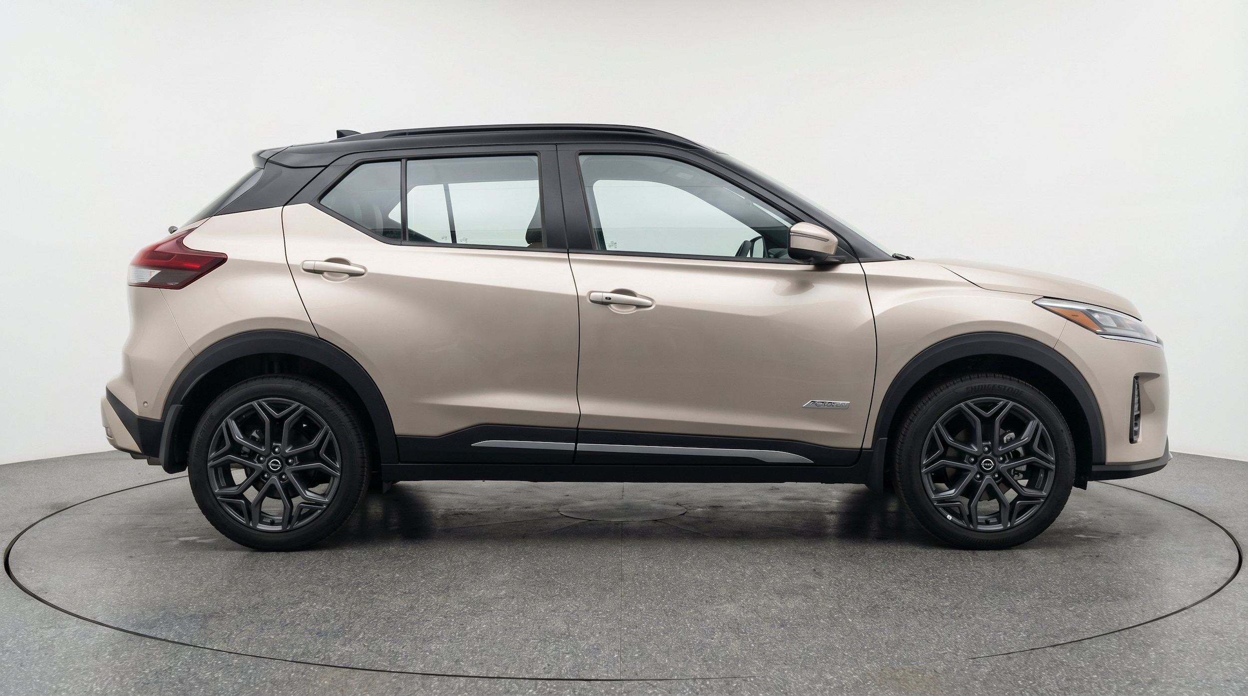 Thumbnail: 2026 Nissan Kicks - 11