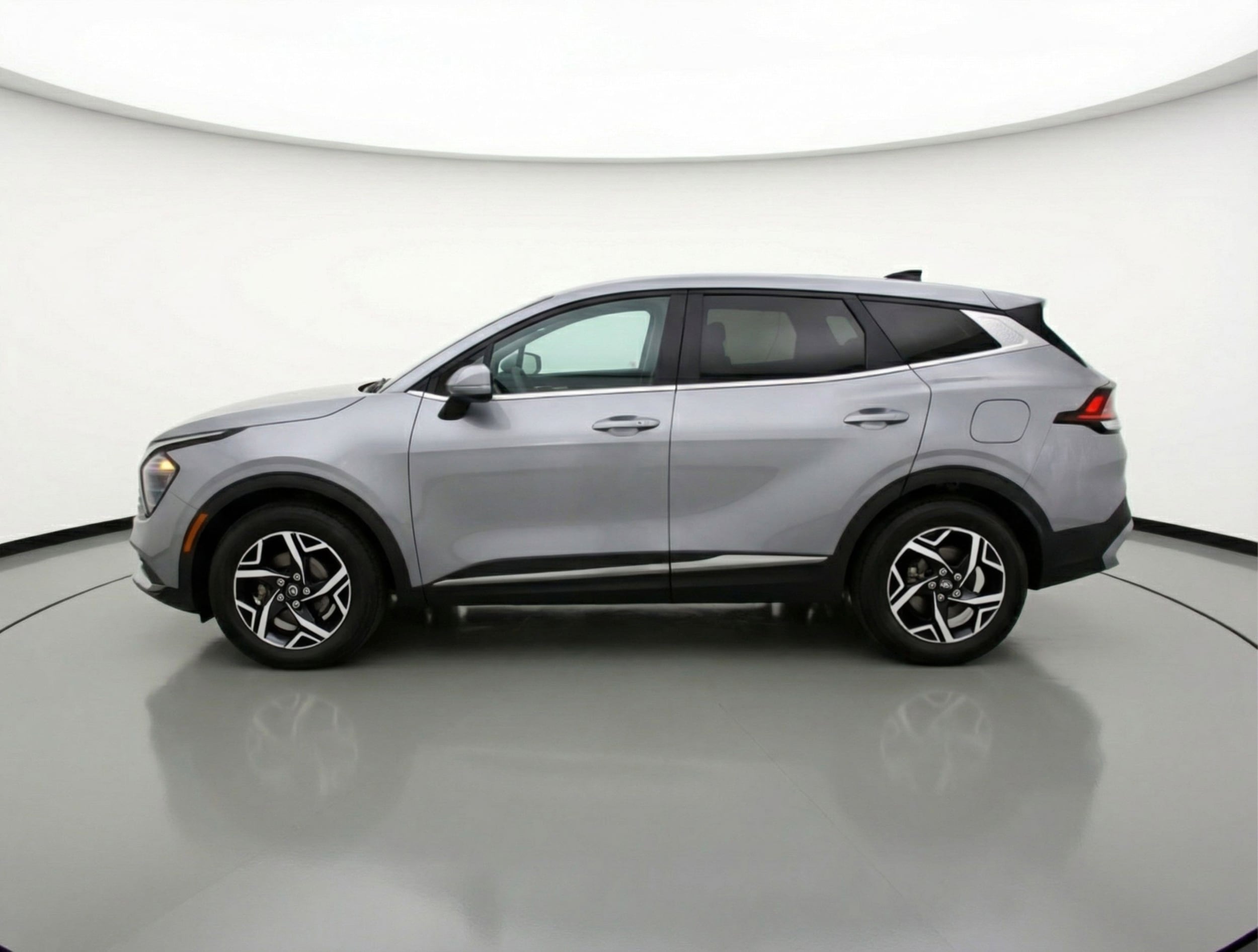 Thumbnail: 2025 Kia Sportage - 5