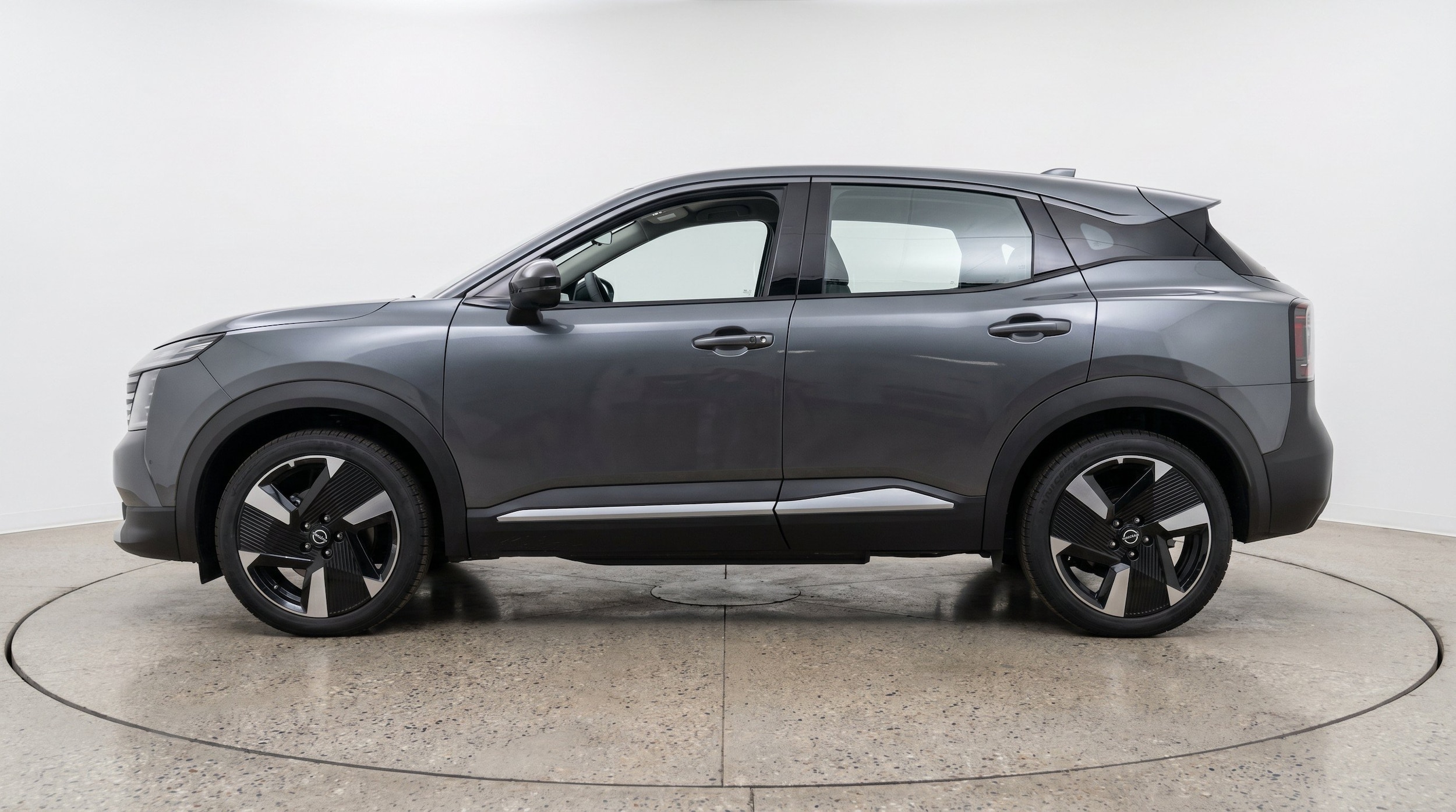 Thumbnail: 2026 Nissan Kicks - 5