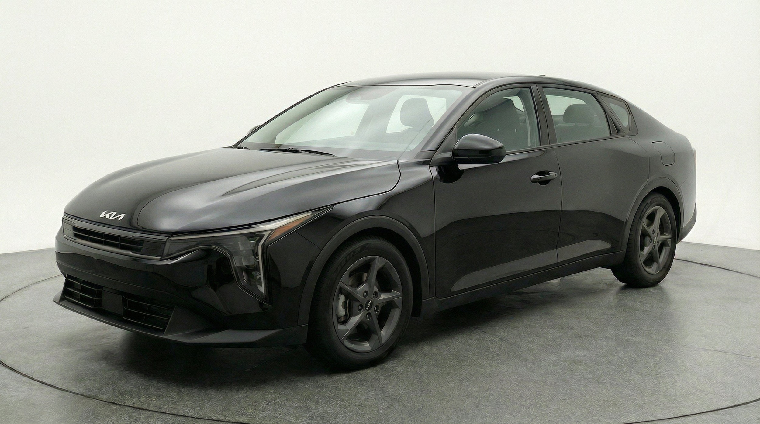 Thumbnail: 2025 Kia K4 - 3