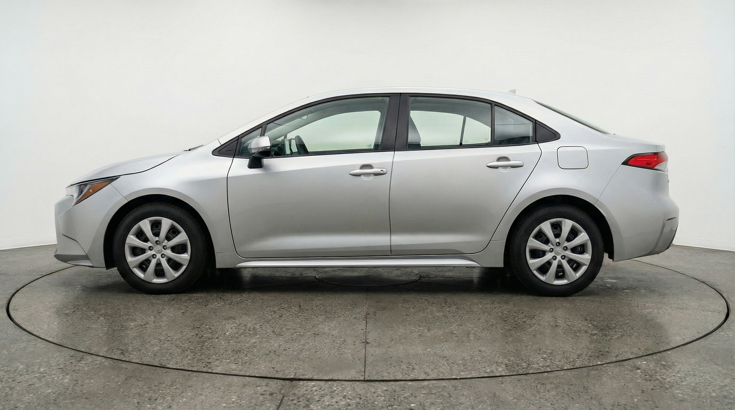 Thumbnail: 2025 Toyota Corolla - 5