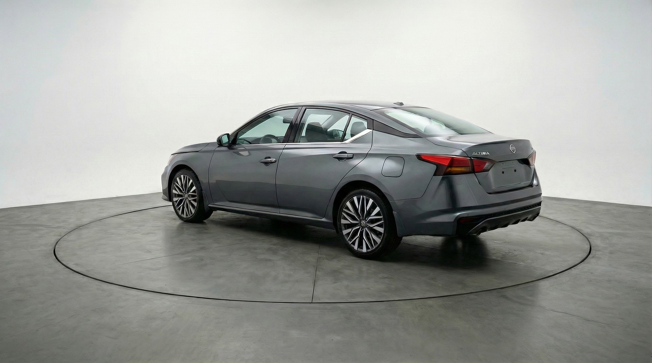 Thumbnail: 2025 Nissan Altima - 5