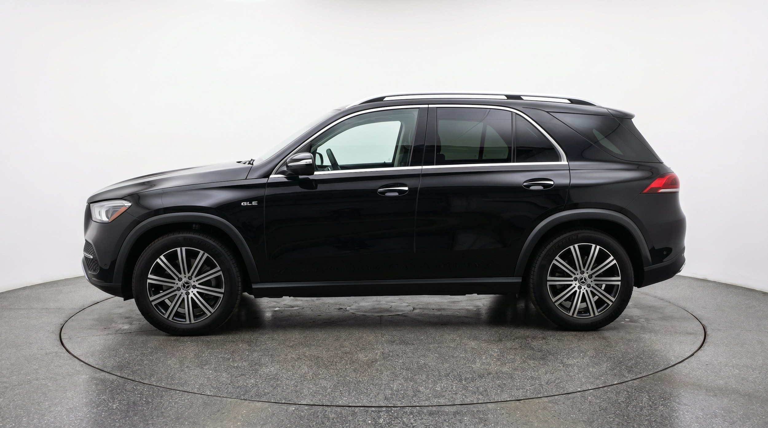 Thumbnail: 2026 Mercedes-Benz GLE - 5
