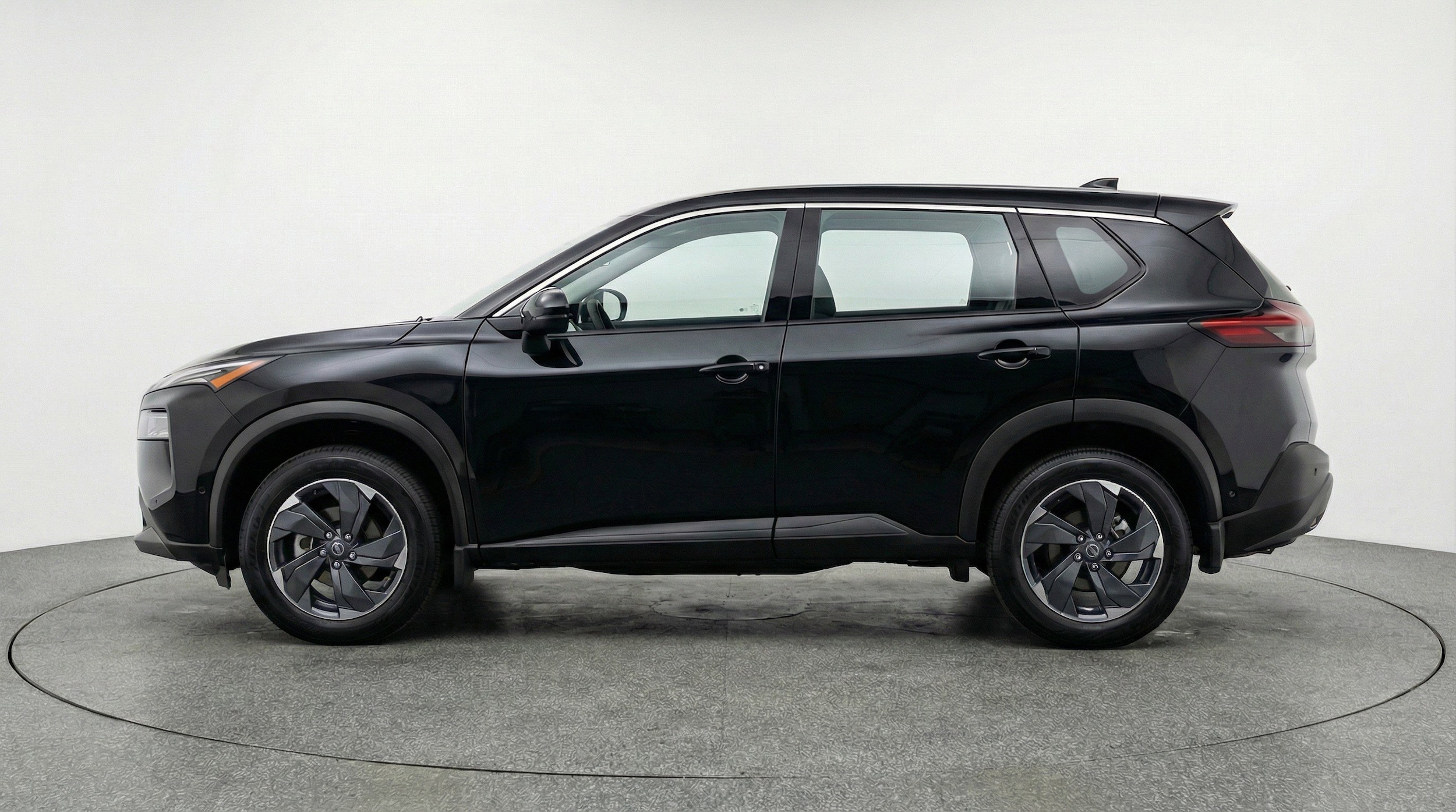 Thumbnail: 2025 Nissan Rogue - 5
