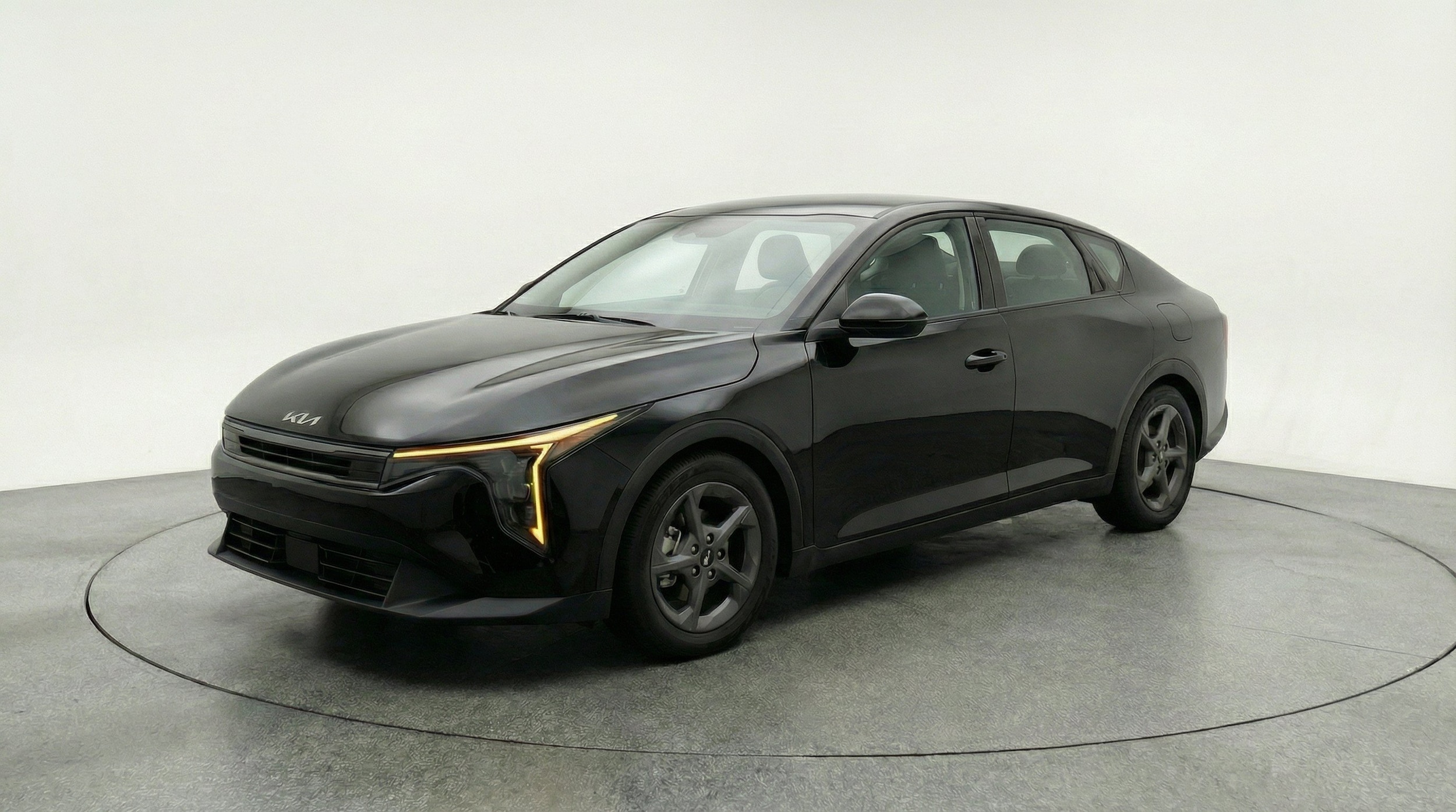 Thumbnail: 2025 Kia K4 - 3