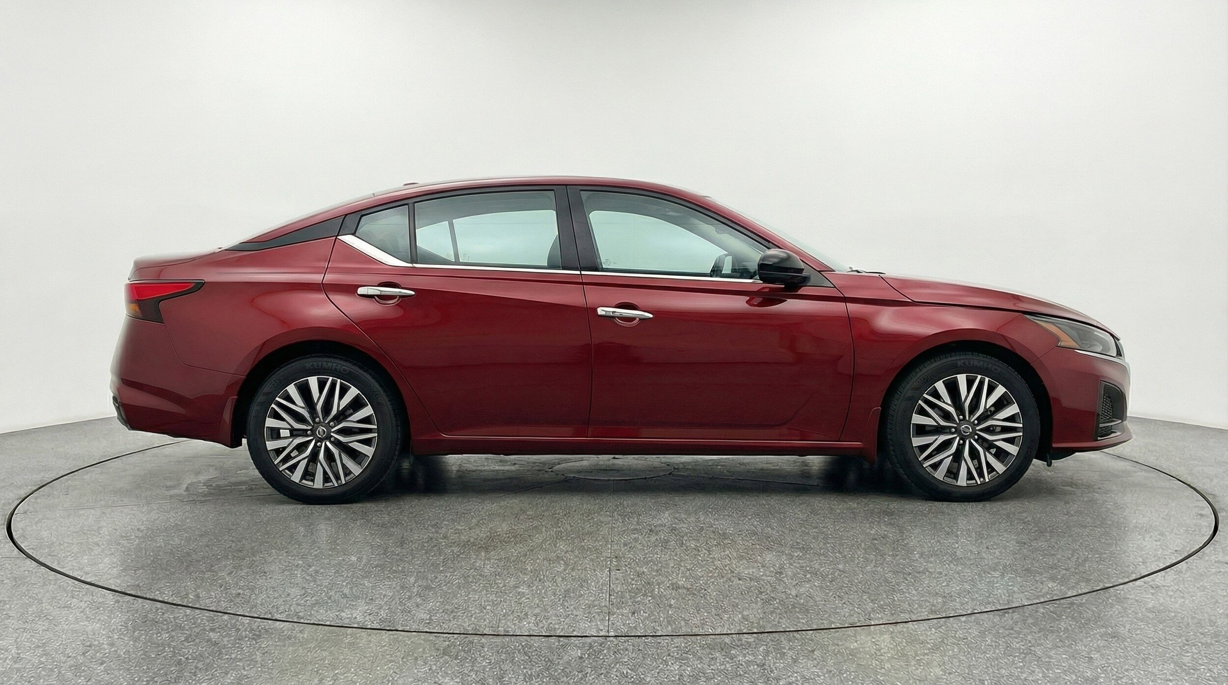 Thumbnail: 2025 Nissan Altima - 11