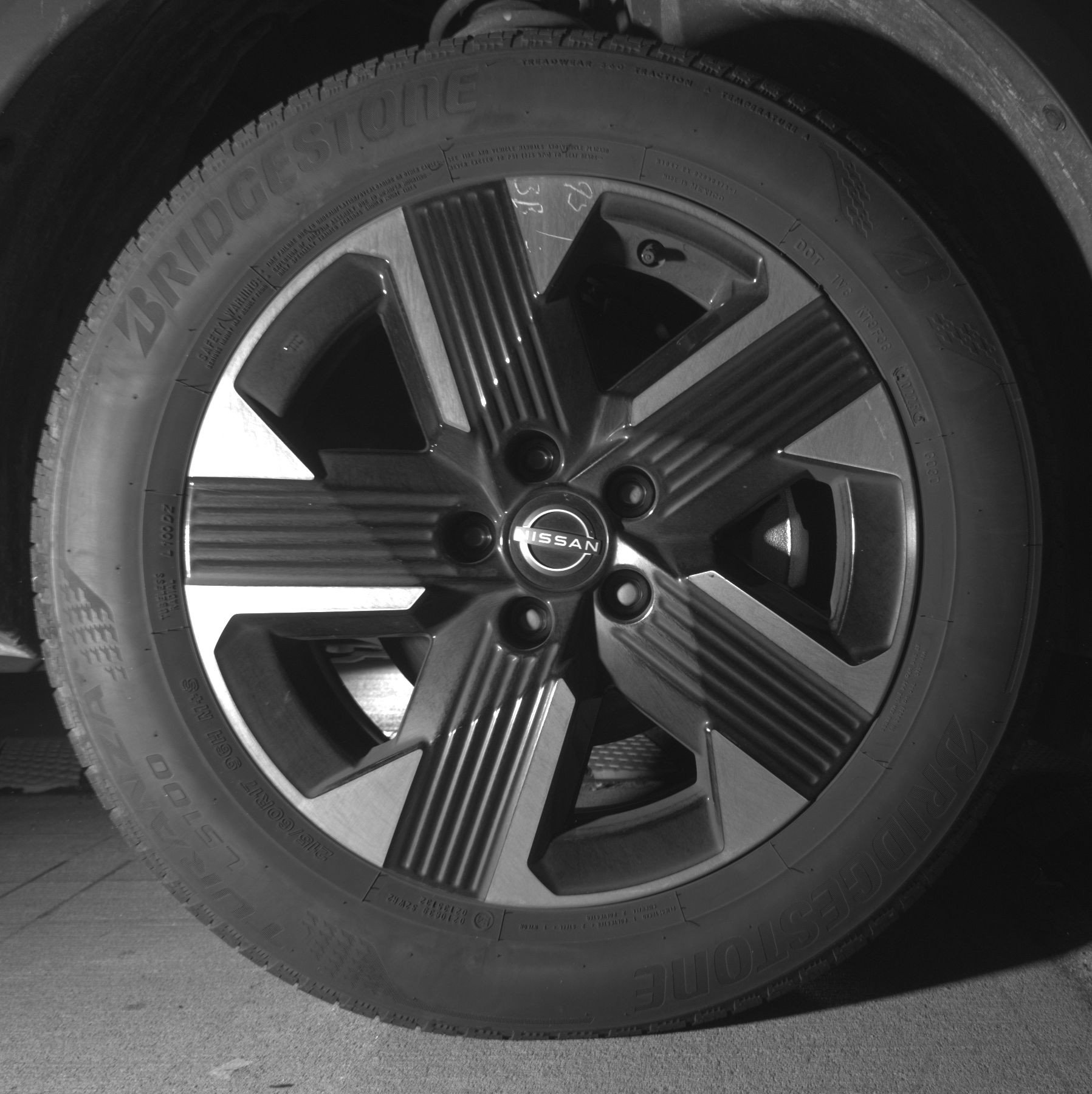 Thumbnail: 2025 Nissan Kicks - 13