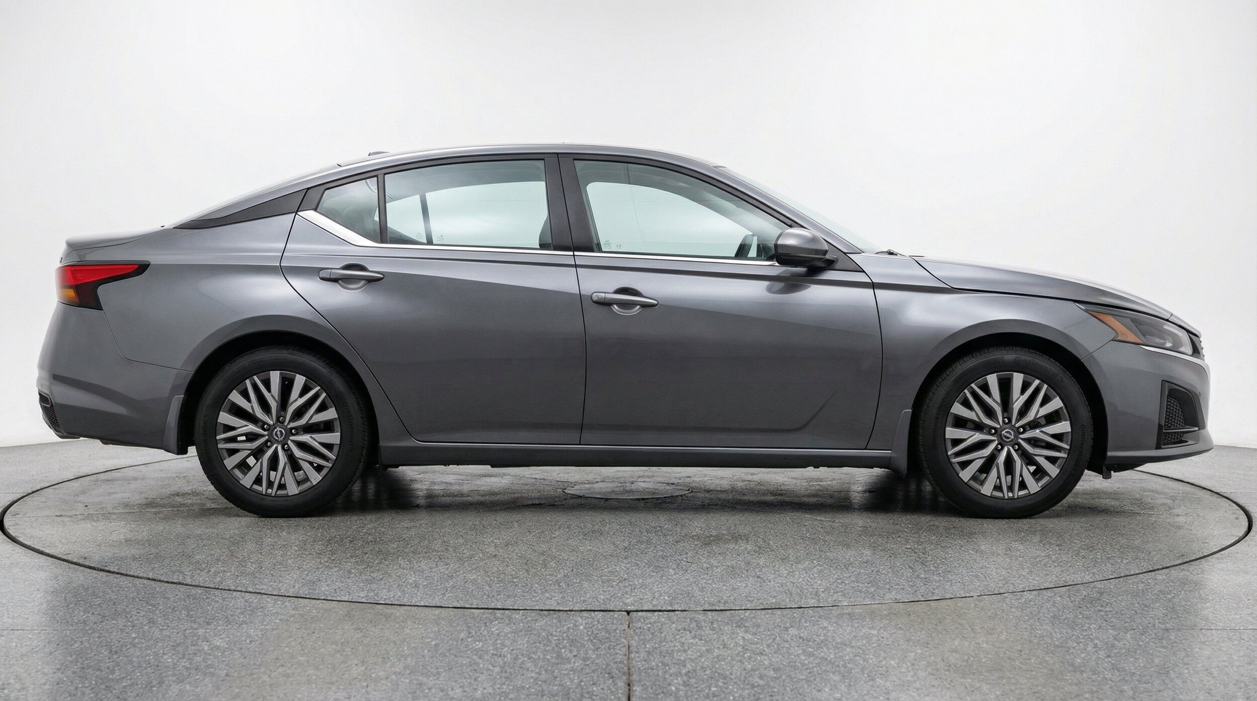 Thumbnail: 2025 Nissan Altima - 11
