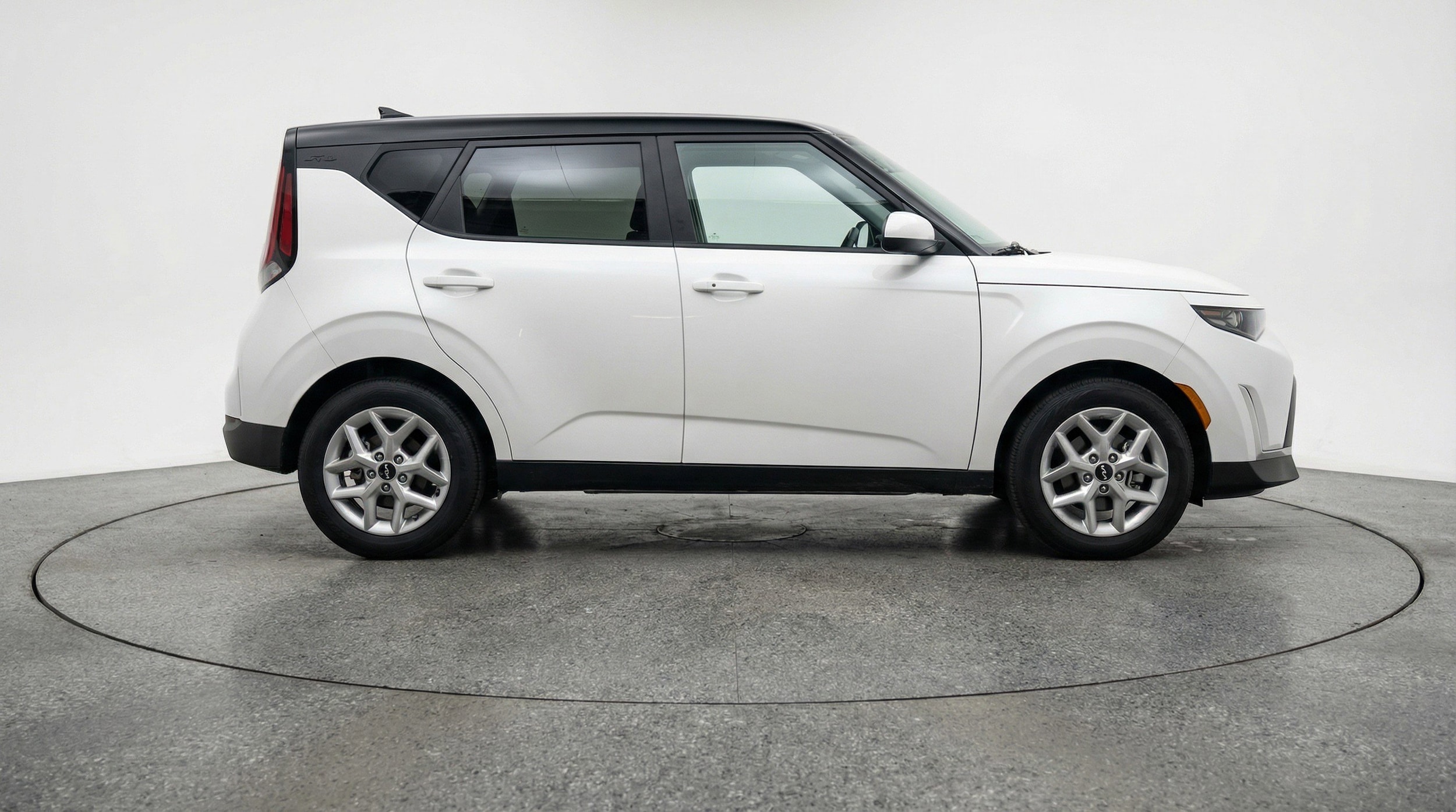 Thumbnail: 2025 Kia Soul - 11
