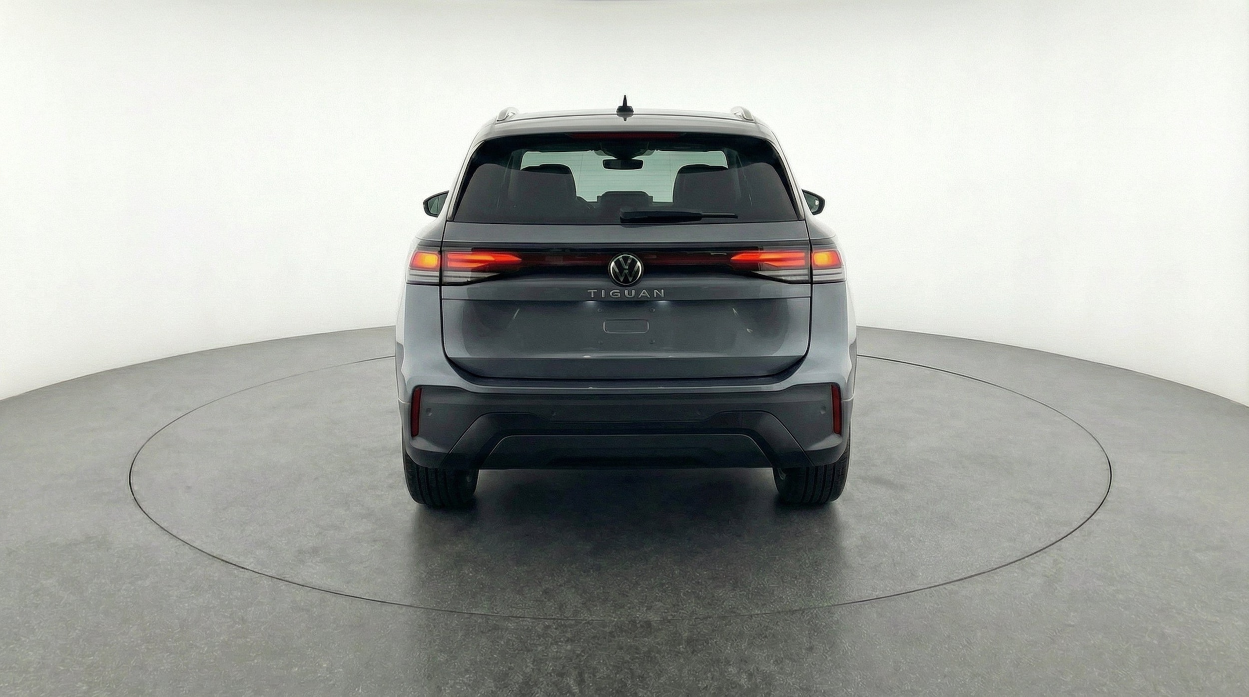 Thumbnail: 2026 Volkswagen Tiguan - 7