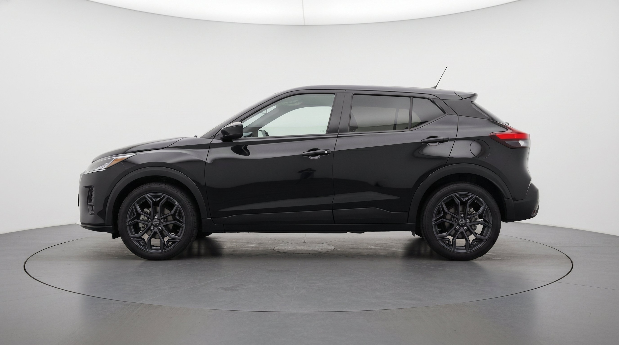 Thumbnail: 2026 Nissan Kicks - 5