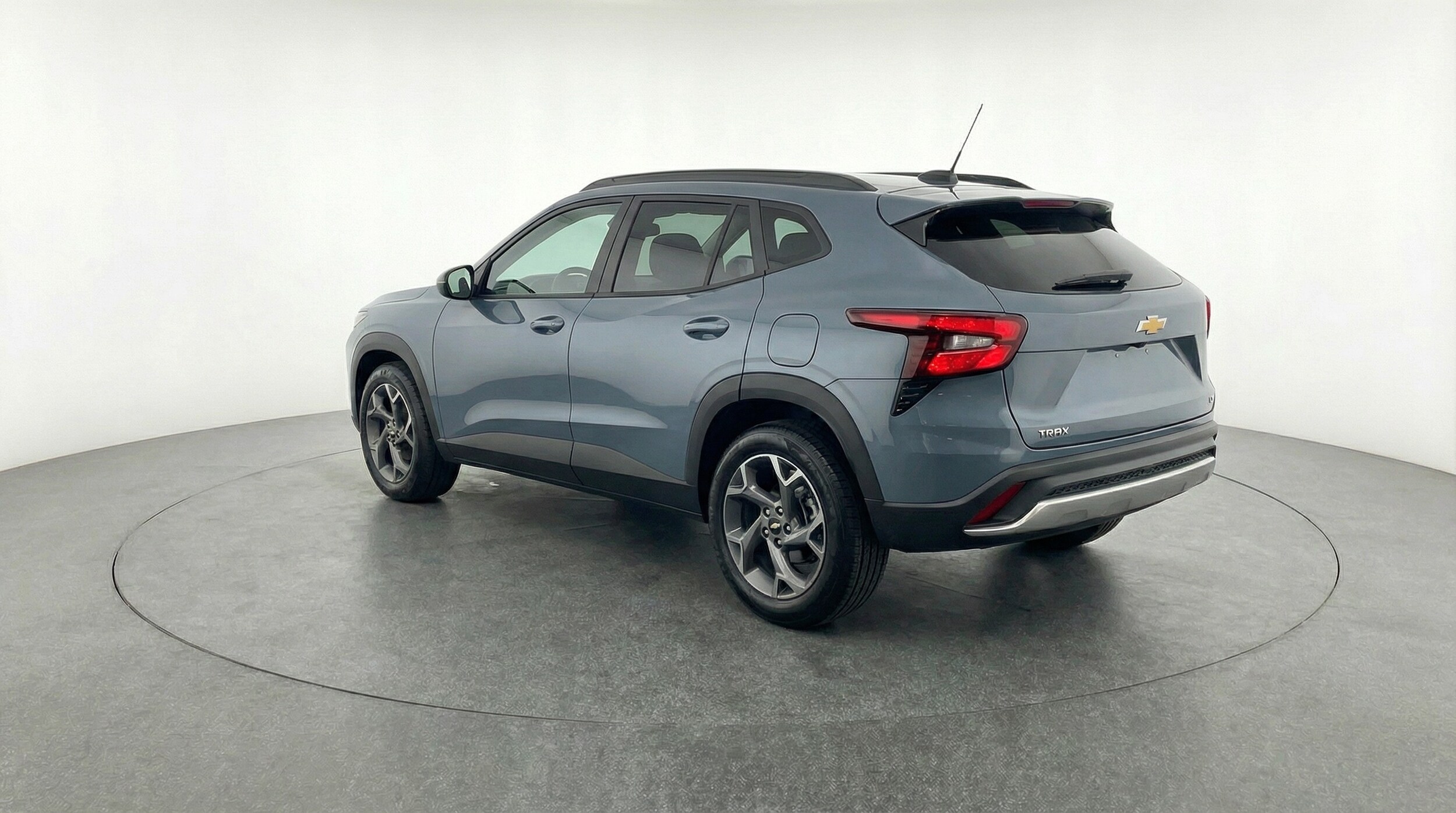 Thumbnail: 2025 Chevrolet Trax - 5