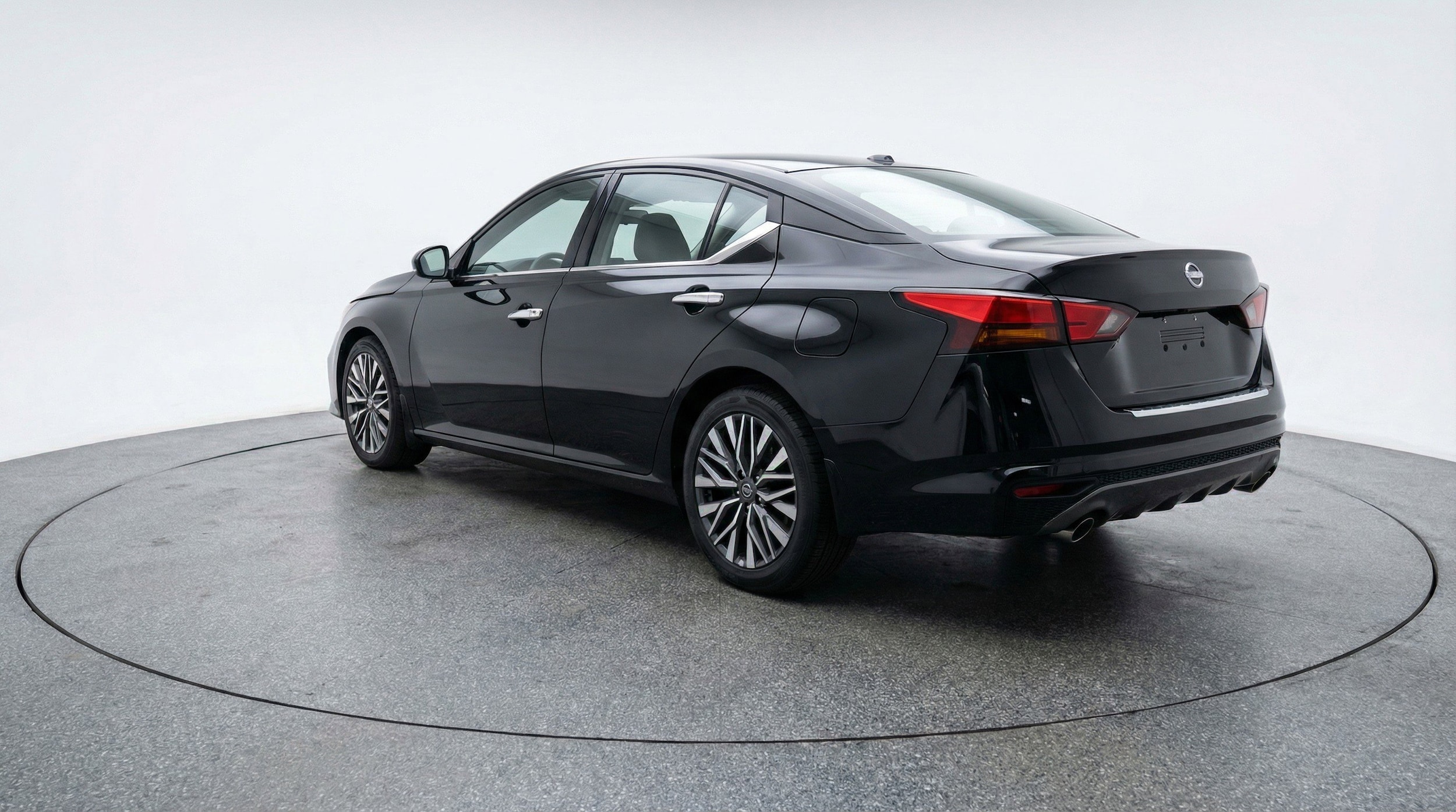 Thumbnail: 2025 Nissan Altima - 6