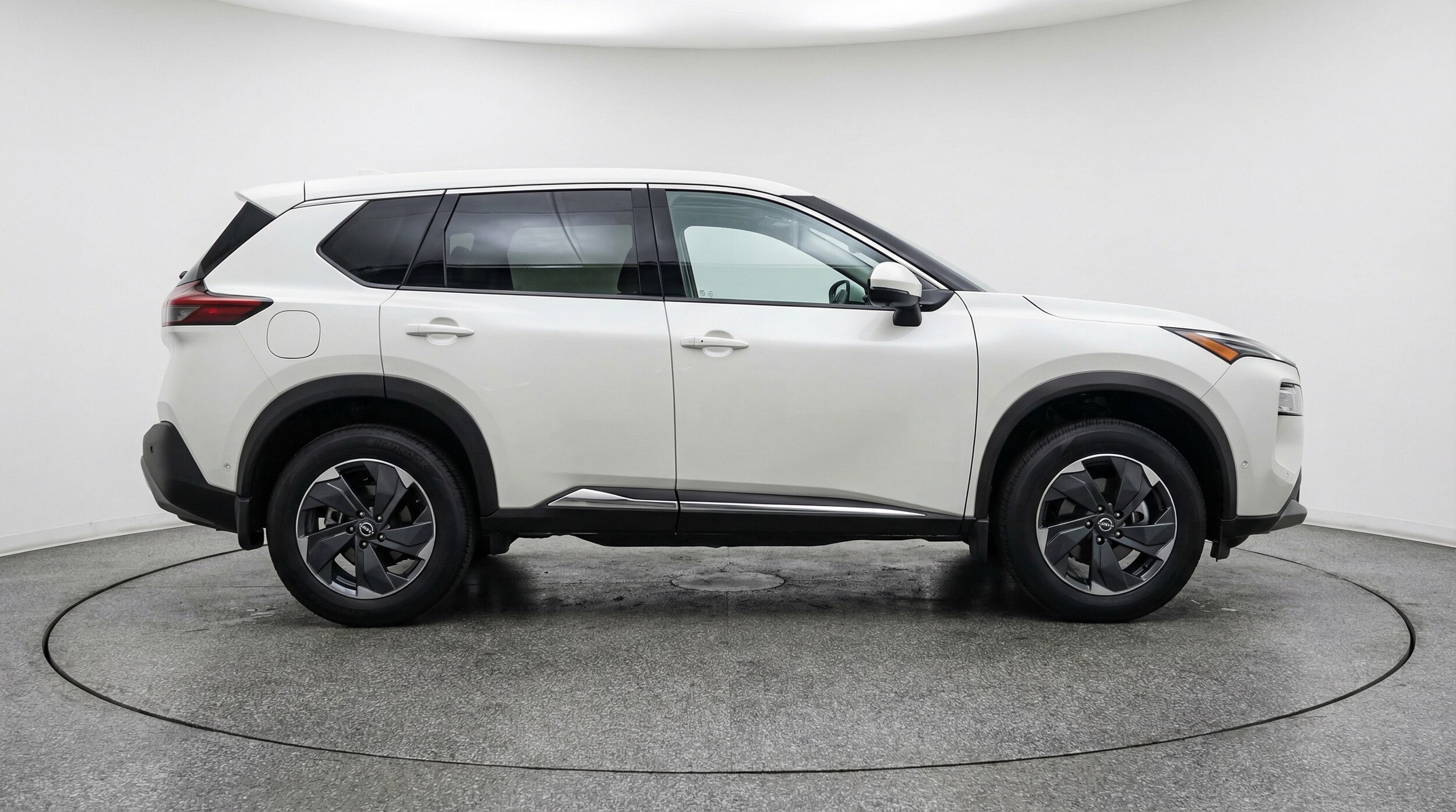 Thumbnail: 2025 Nissan Rogue - 8