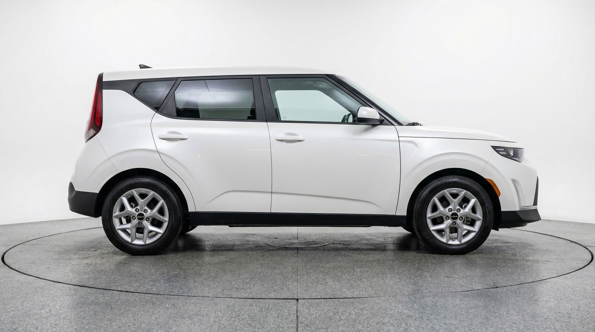 Thumbnail: 2025 Kia Soul - 11