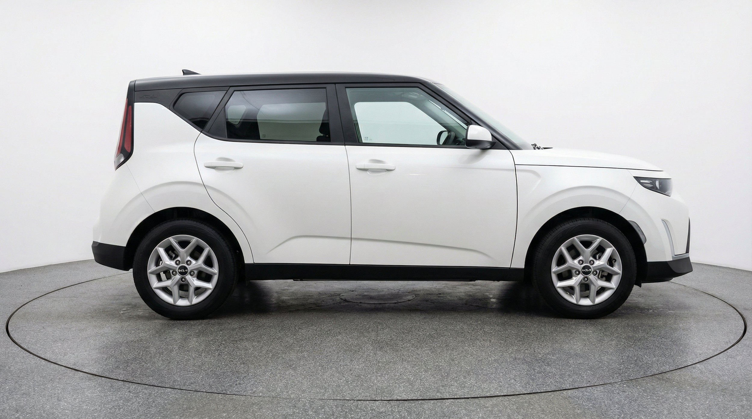 Thumbnail: 2025 Kia Soul - 11