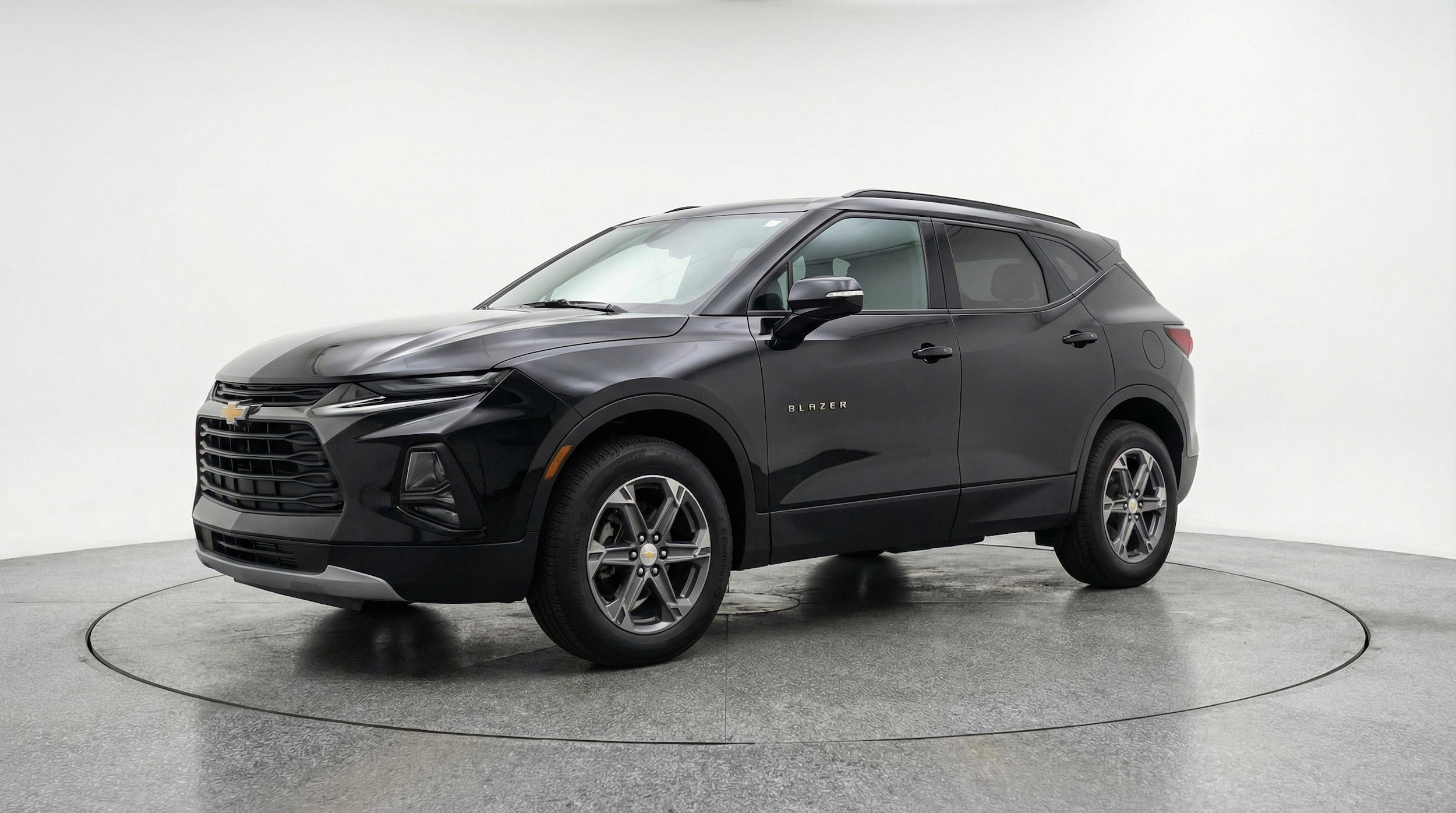 Thumbnail: 2025 Chevrolet Blazer - 3