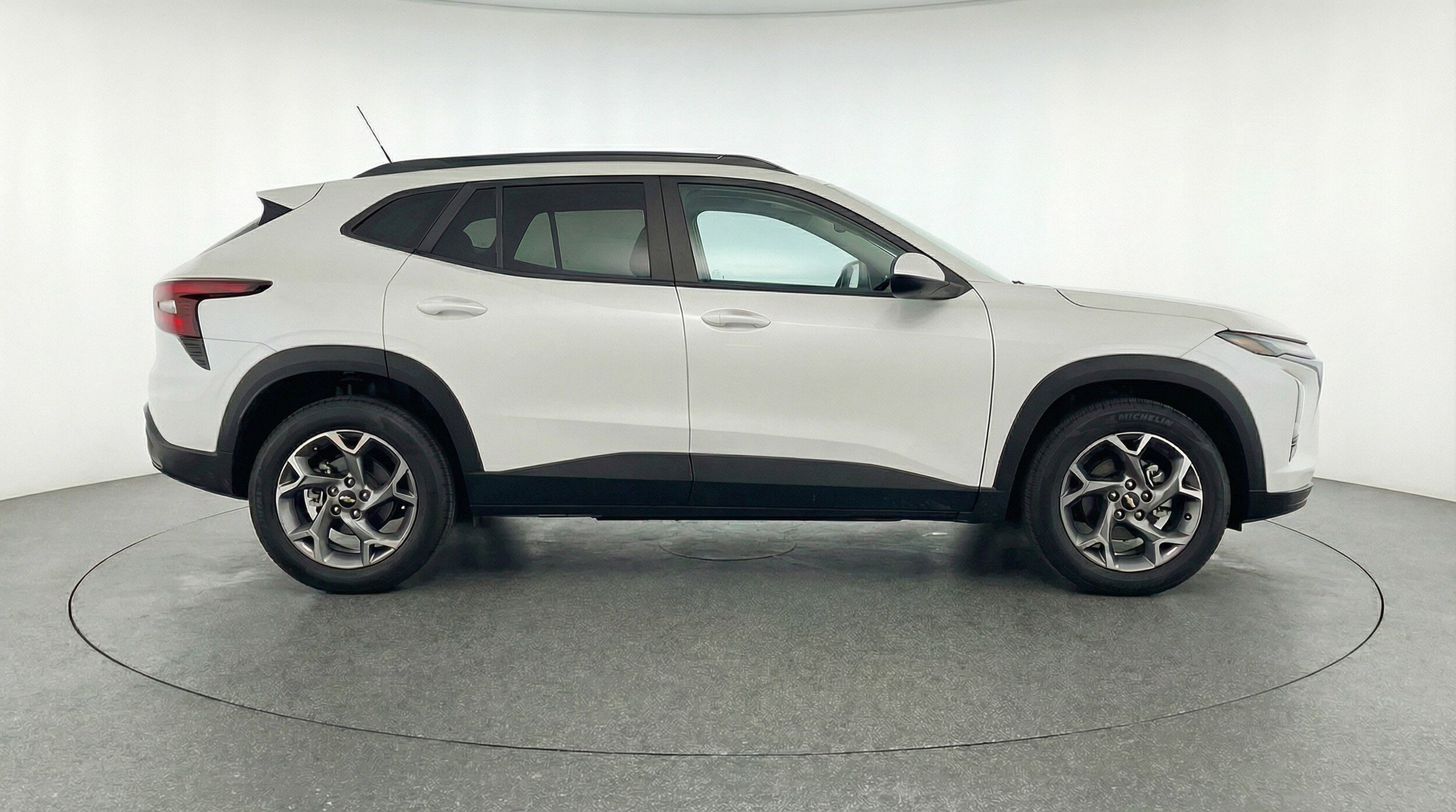 Thumbnail: 2025 Chevrolet Trax - 11