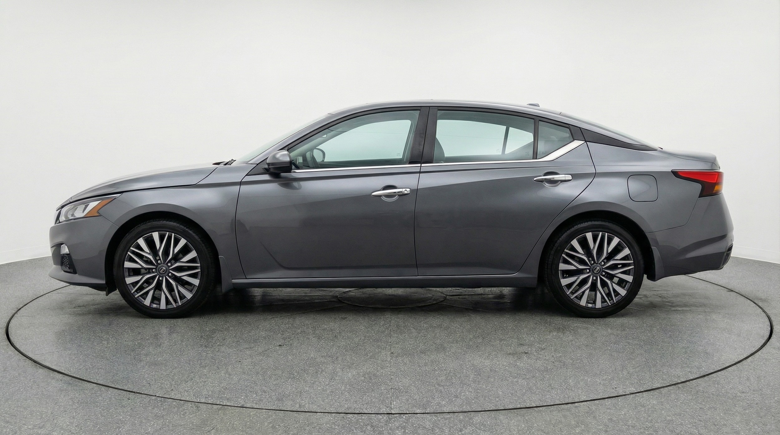 Thumbnail: 2025 Nissan Altima - 7