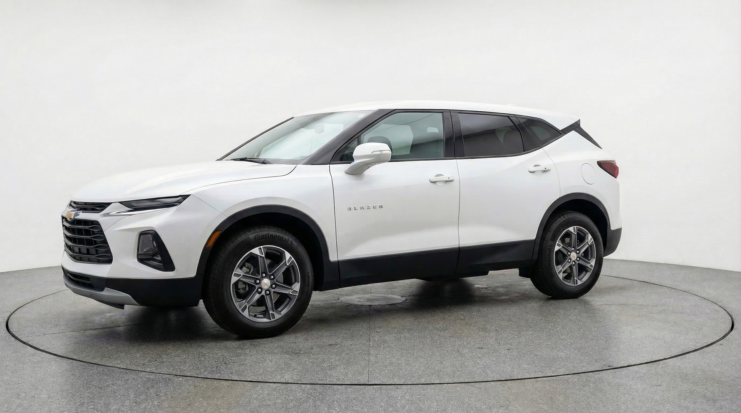 Thumbnail: 2025 Chevrolet Blazer - 3