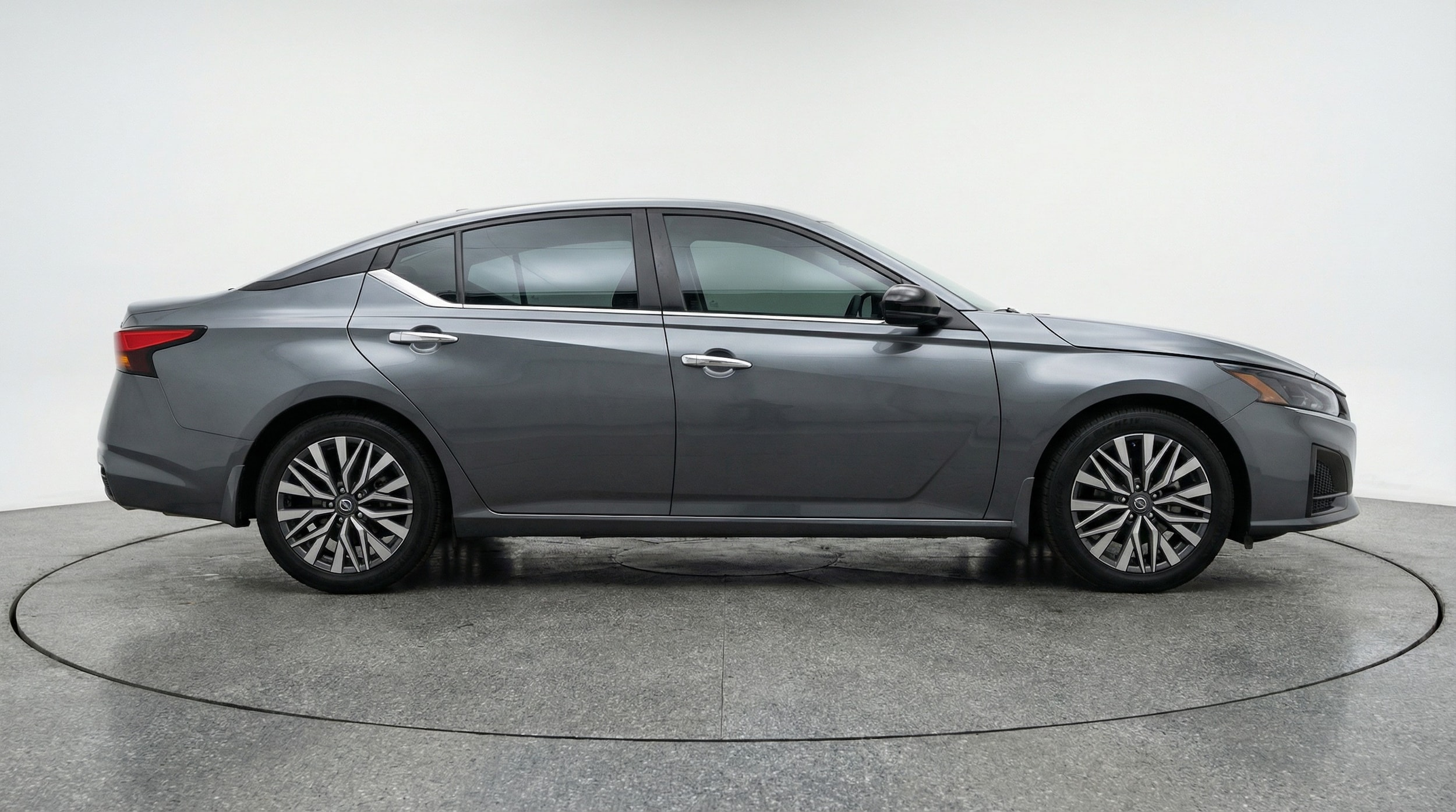 Thumbnail: 2025 Nissan Altima - 8