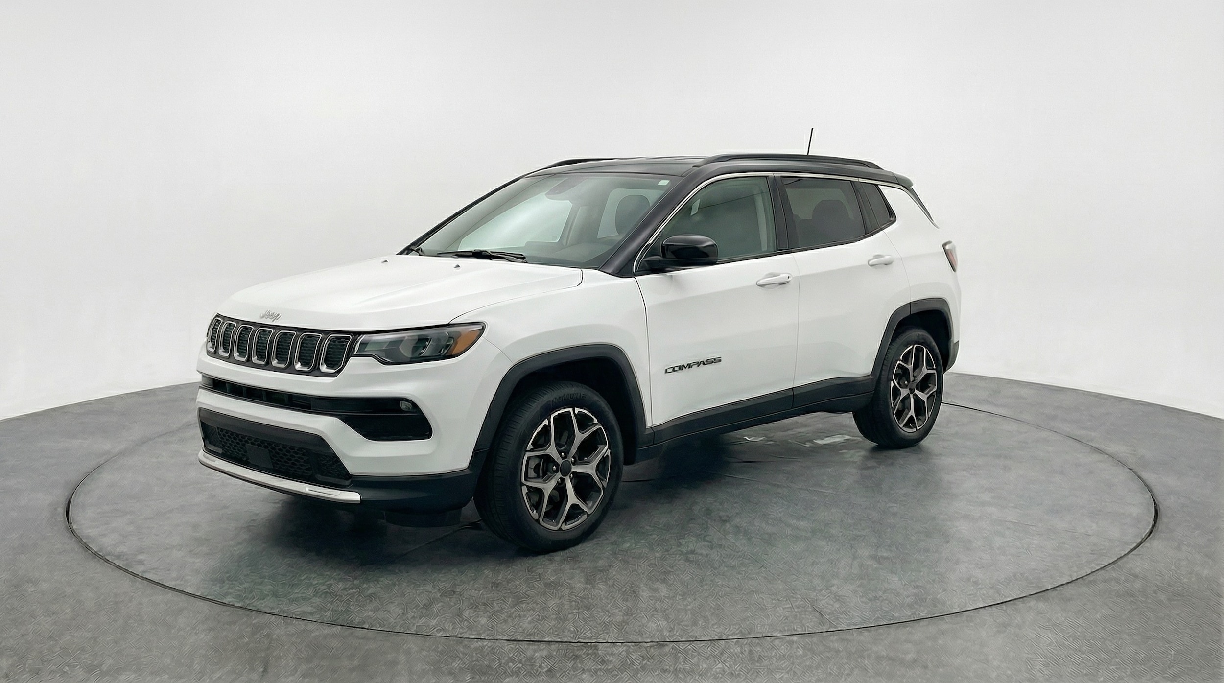 Thumbnail: 2025 Jeep Compass - 3