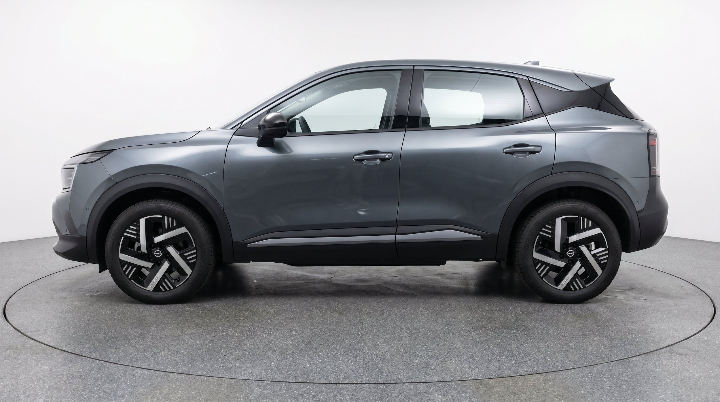 Thumbnail: 2026 Nissan Kicks - 5