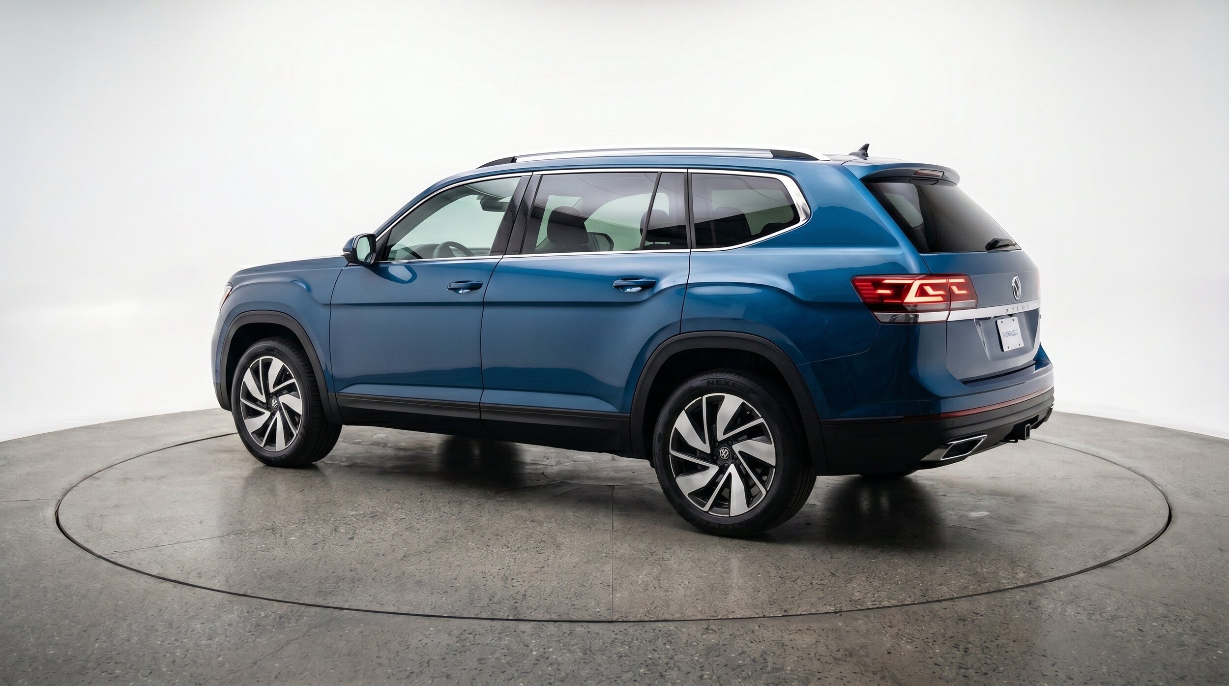 Thumbnail: 2026 Volkswagen Atlas - 6