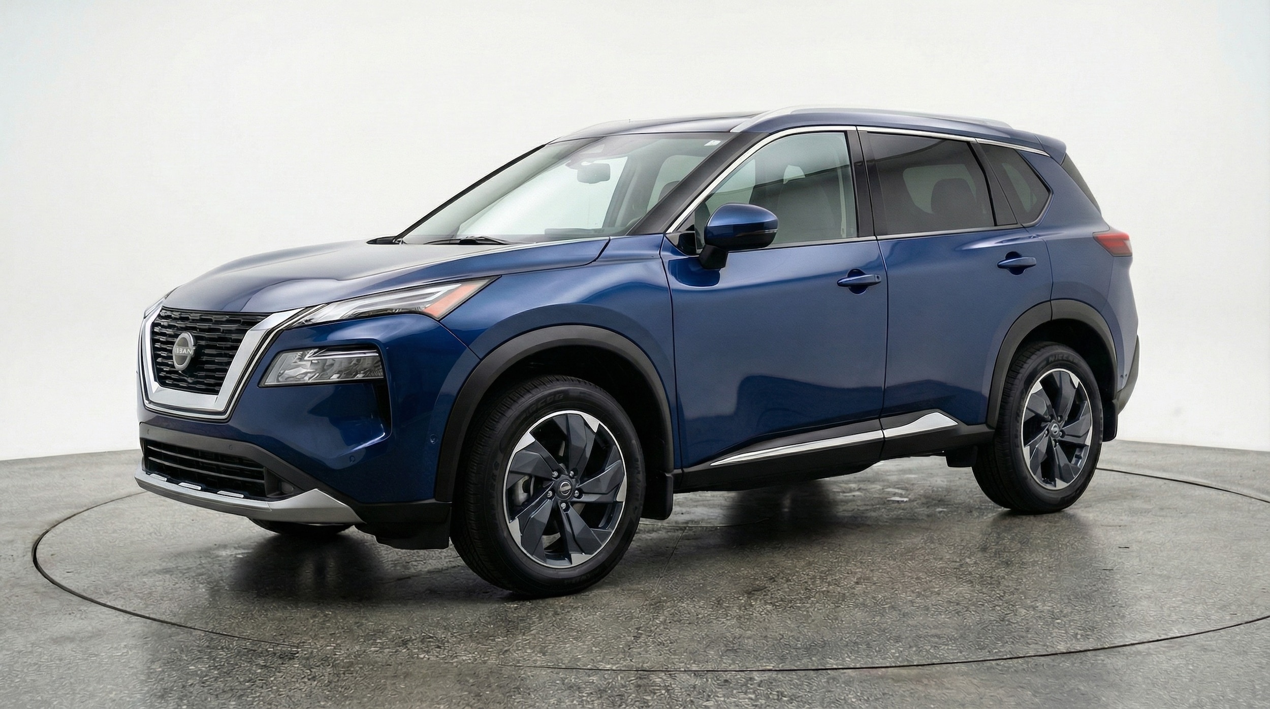 Thumbnail: 2025 Nissan Rogue - 3