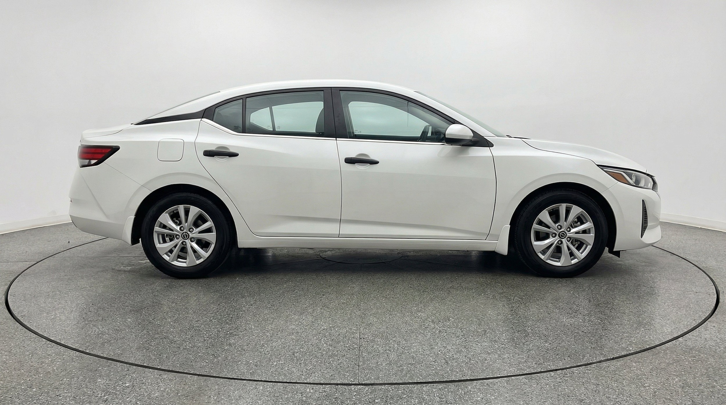 Thumbnail: 2025 Nissan Sentra - 11