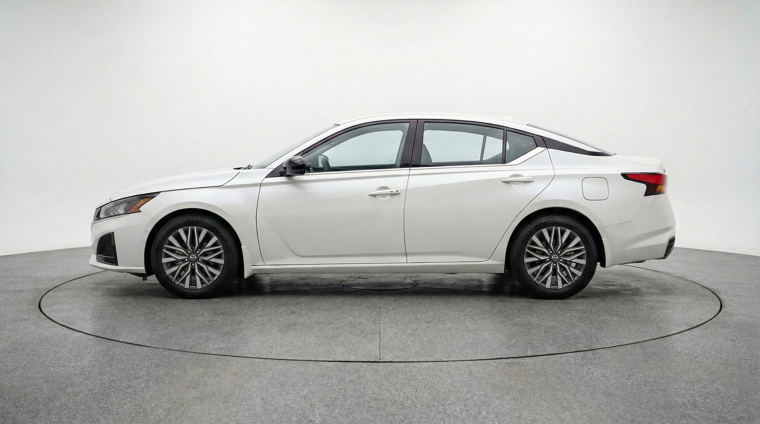 Thumbnail: 2026 Nissan Altima - 5