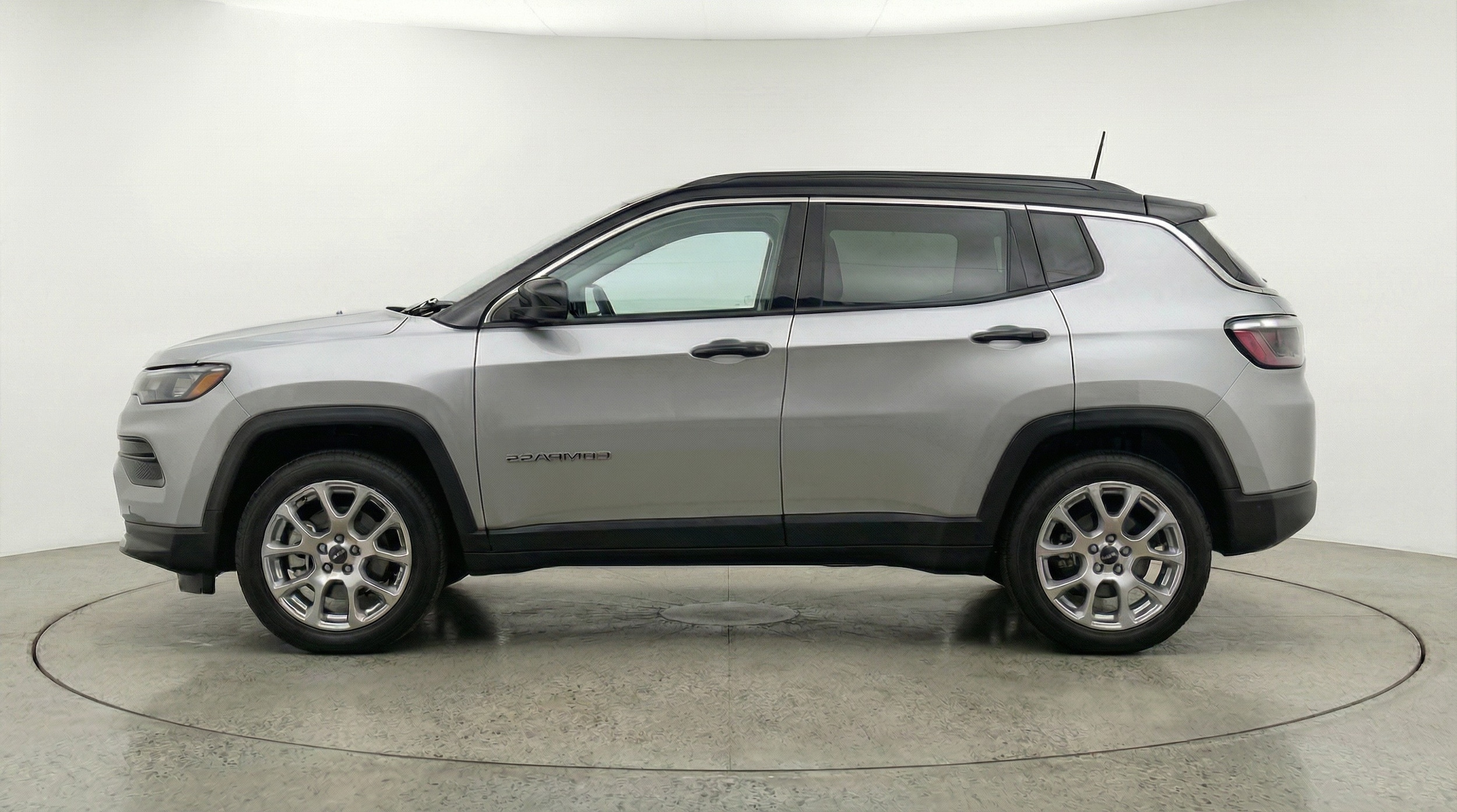 Thumbnail: 2025 Jeep Compass - 4