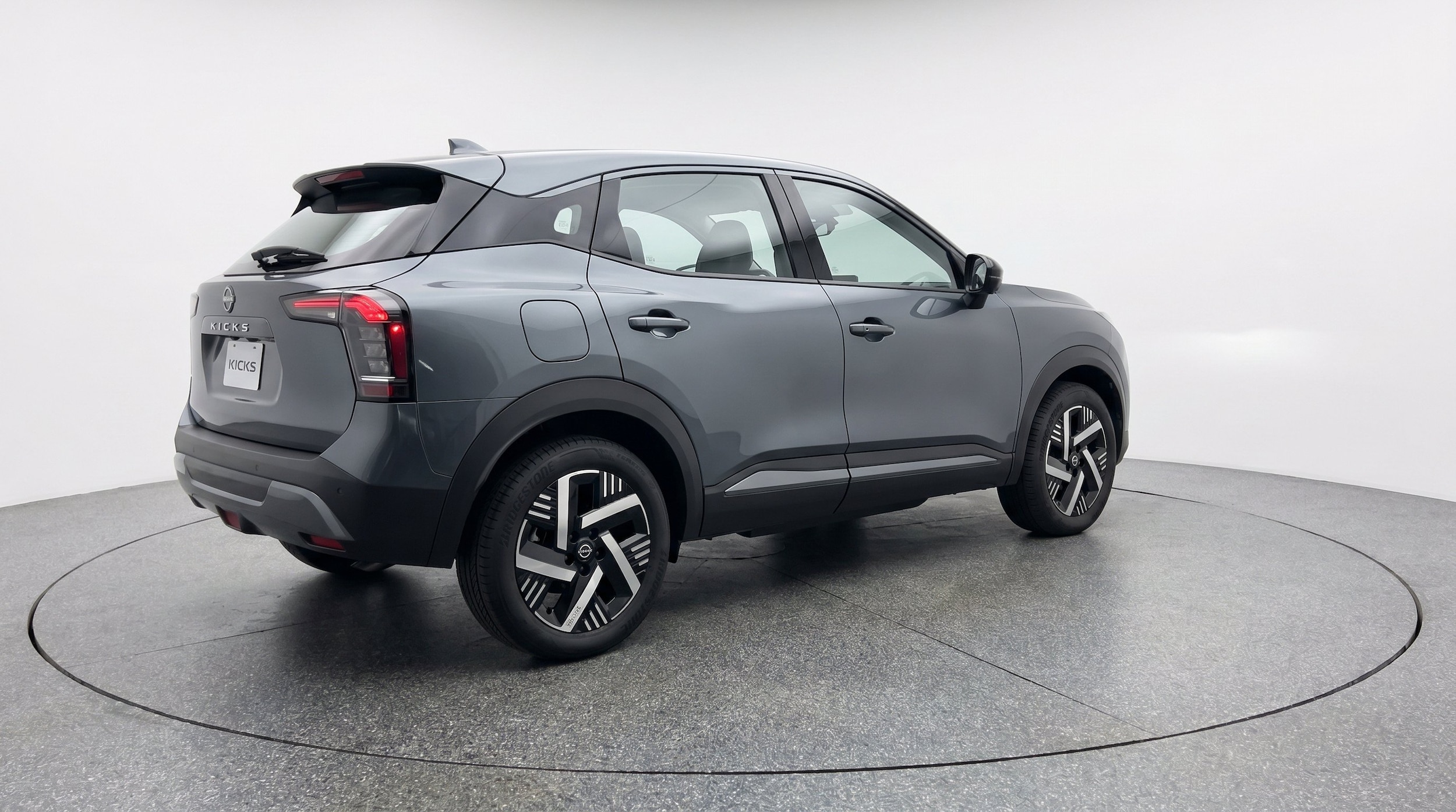 Thumbnail: 2026 Nissan Kicks - 9