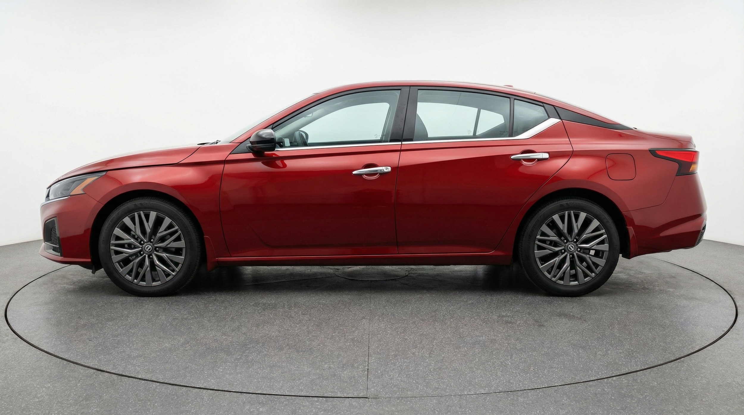 Thumbnail: 2025 Nissan Altima - 4