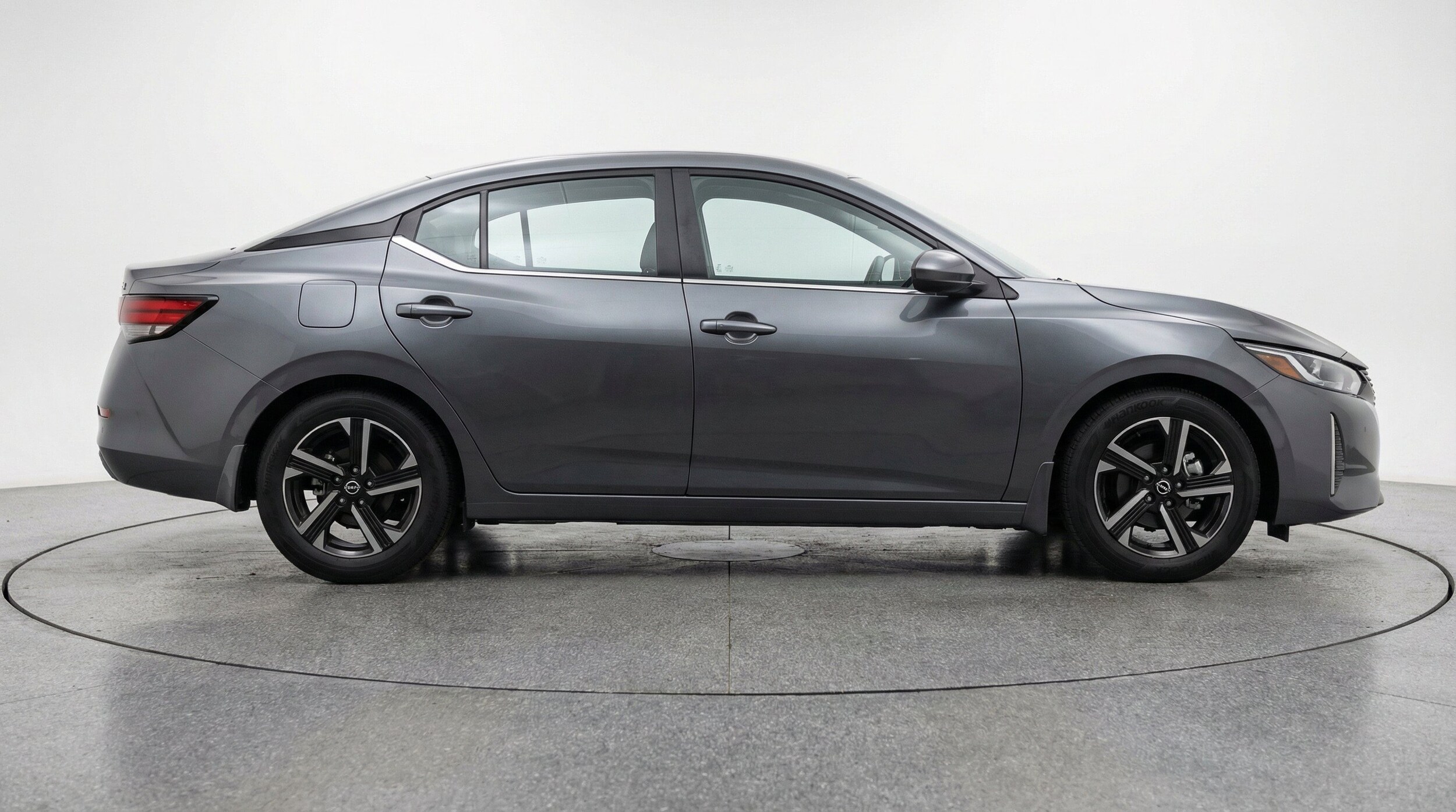 Thumbnail: 2025 Nissan Sentra - 11