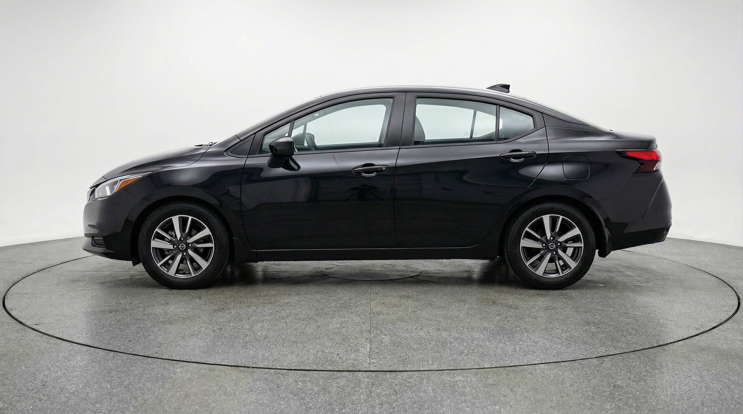 Thumbnail: 2025 Nissan Versa - 5