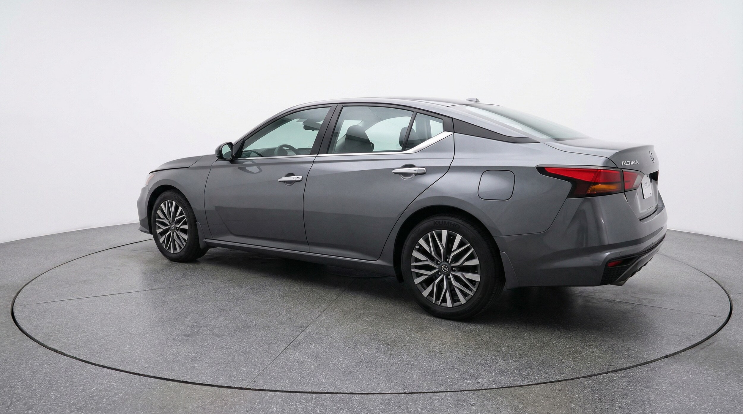 Thumbnail: 2025 Nissan Altima - 5