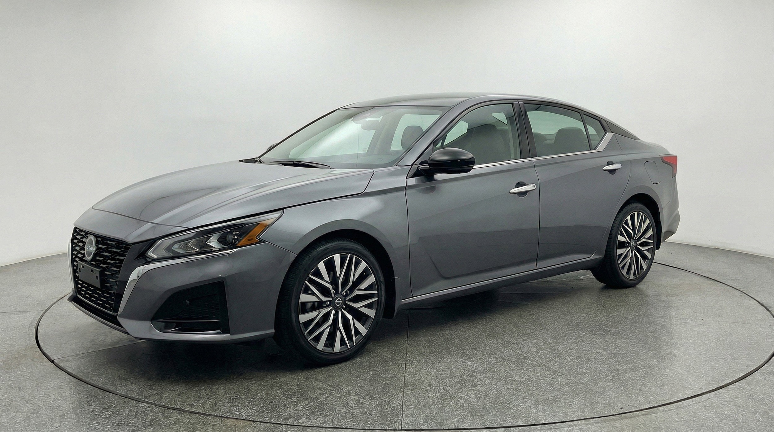 Thumbnail: 2025 Nissan Altima - 3