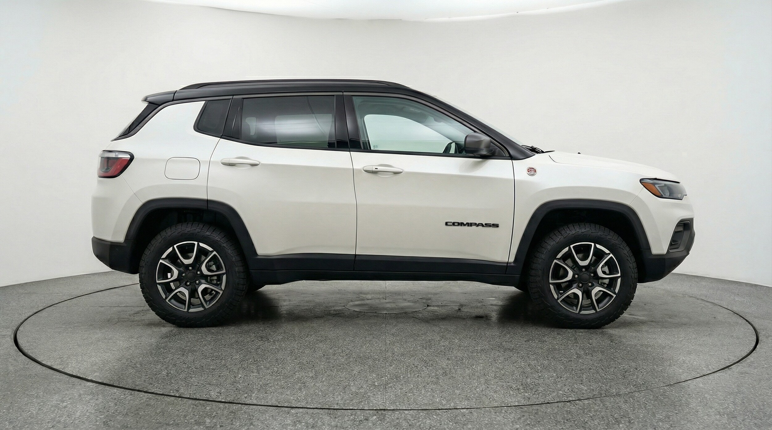 Thumbnail: 2025 Jeep Compass - 8